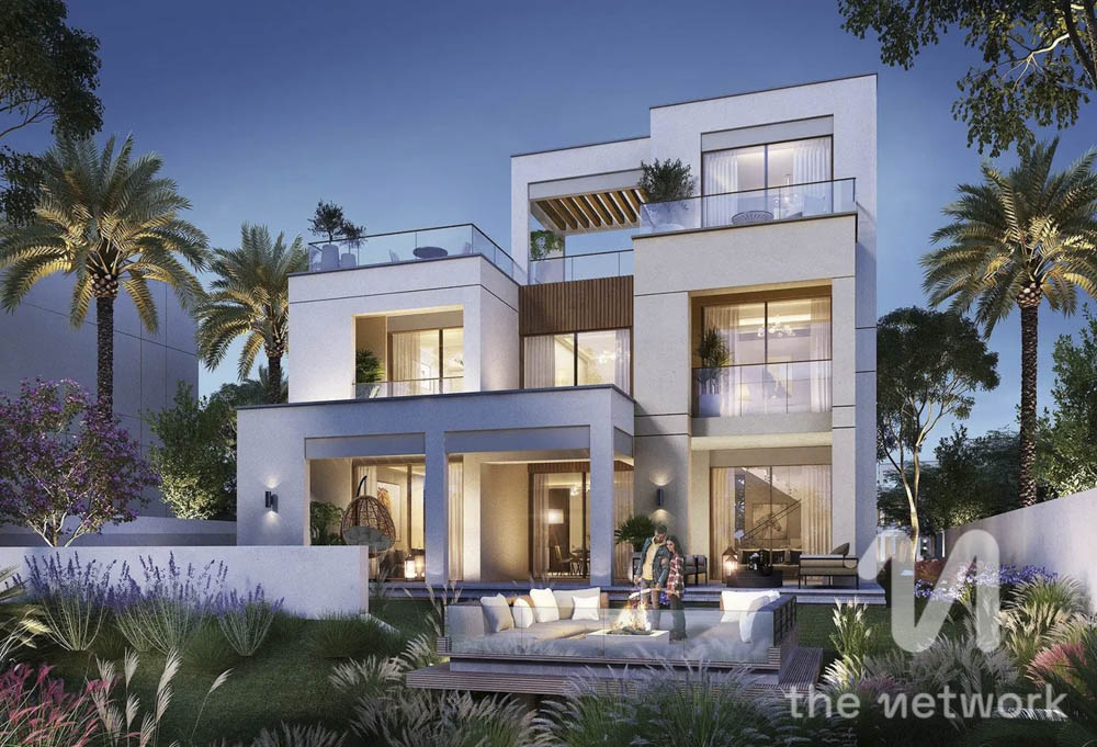 Backing Central Pk | Large Plot | Genuine Listing