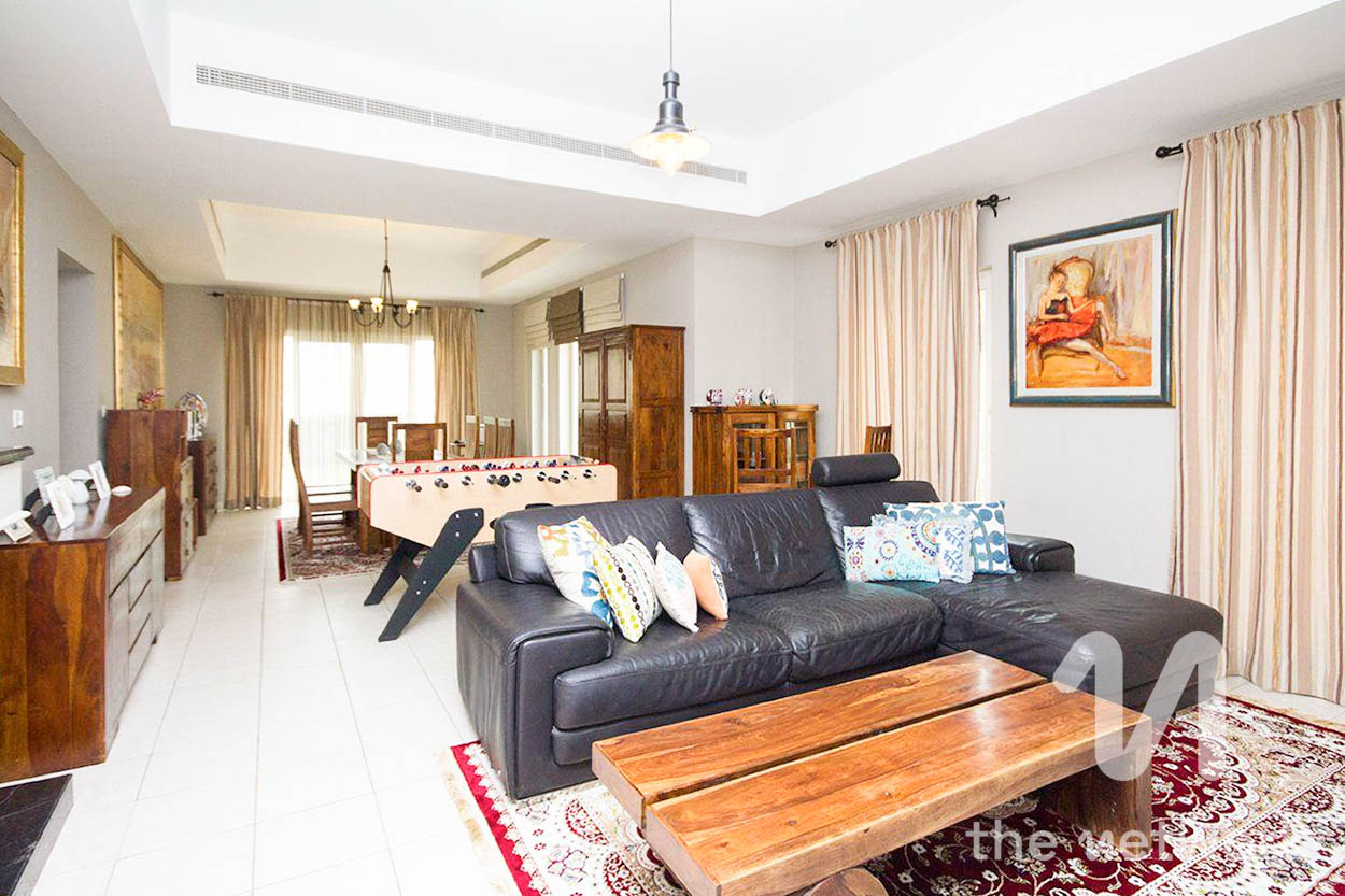 Single Row | Landscaped Garden | Upscale Community