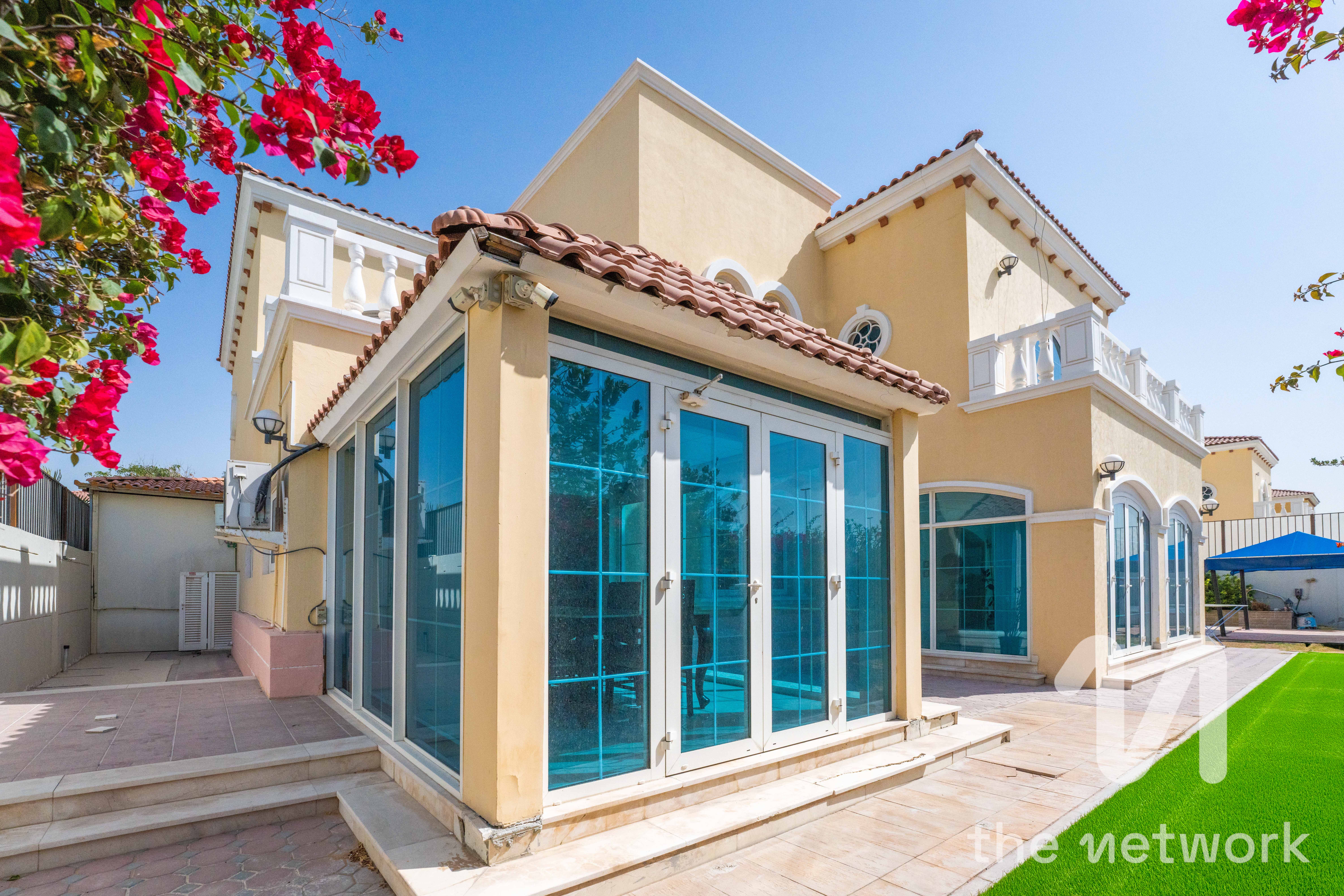 Upgraded 5BR Legacy Villa |VOT | District 1