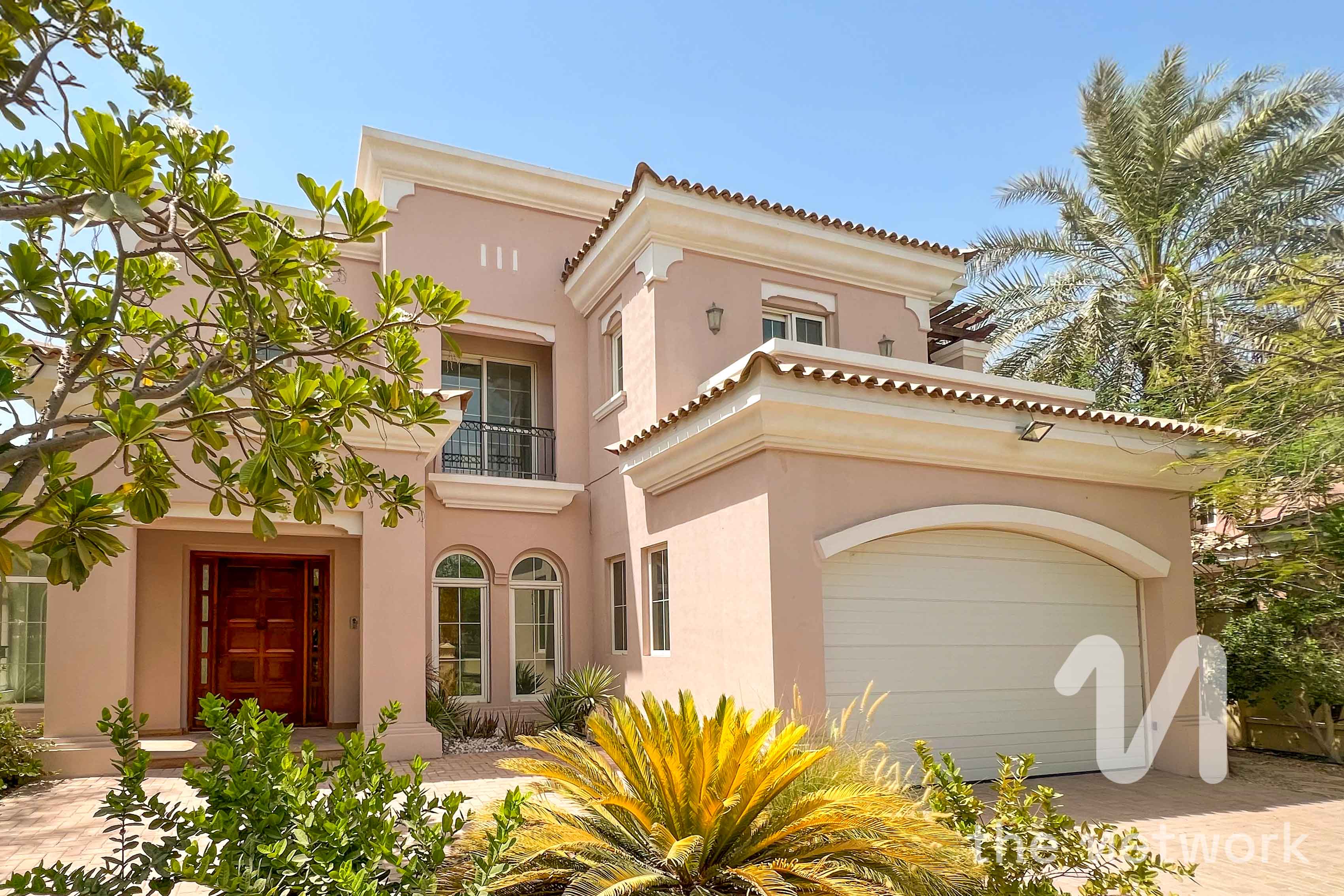Private Pool | Upscale Community | Huge Plot