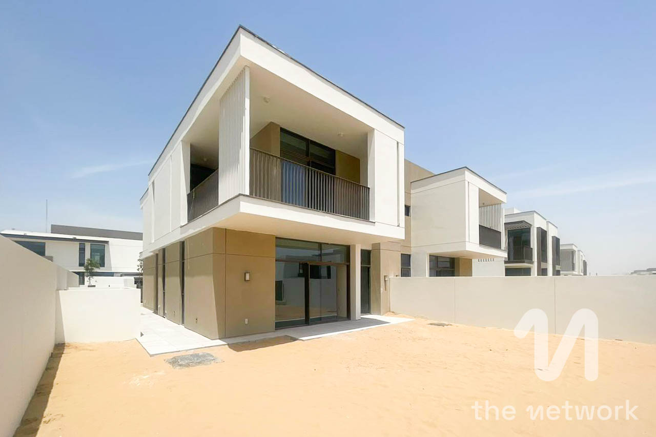 4BR Semi-Detached| Internal | Spacious Layout