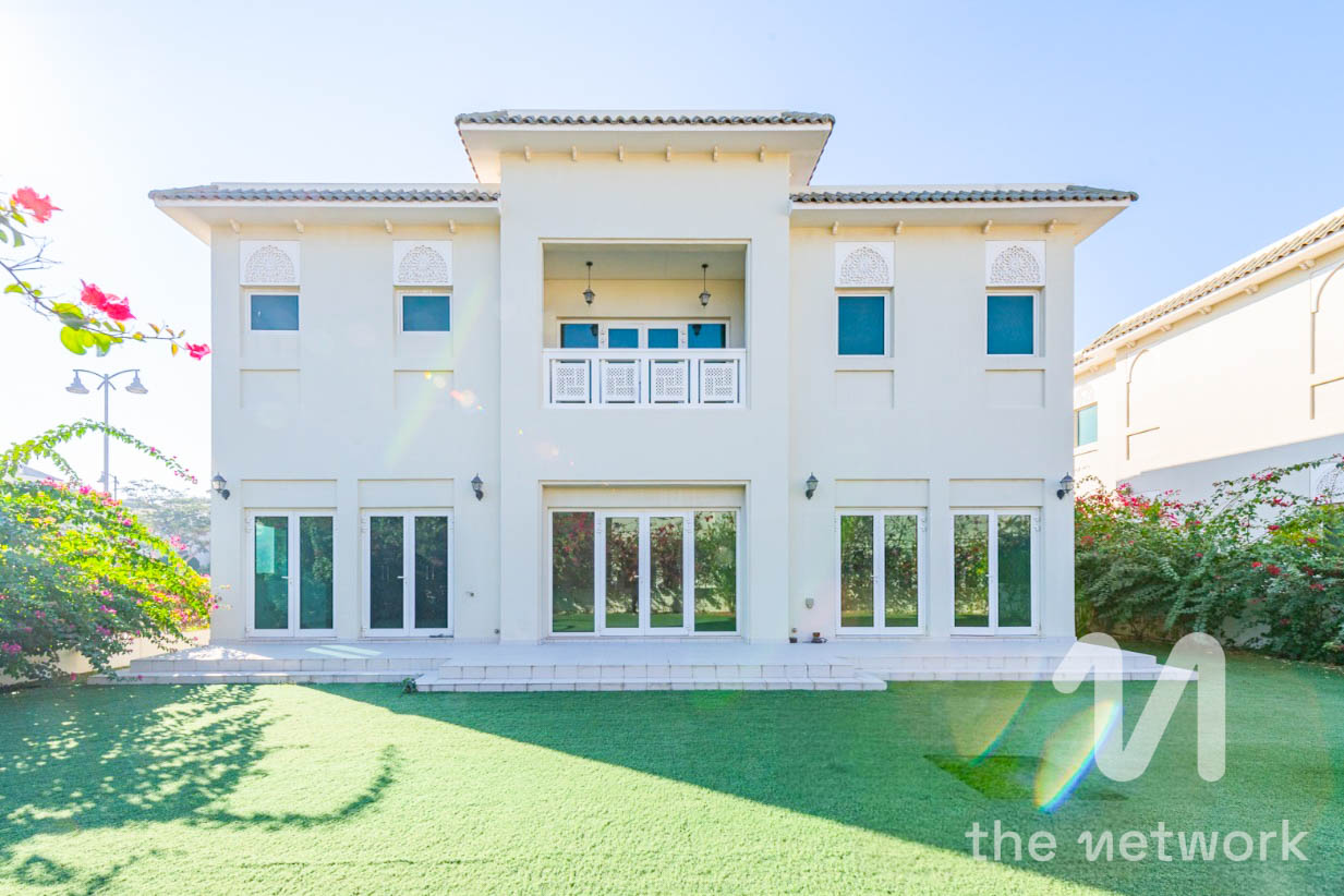 Quortaj 4BR Villa | Vacant on Transfer