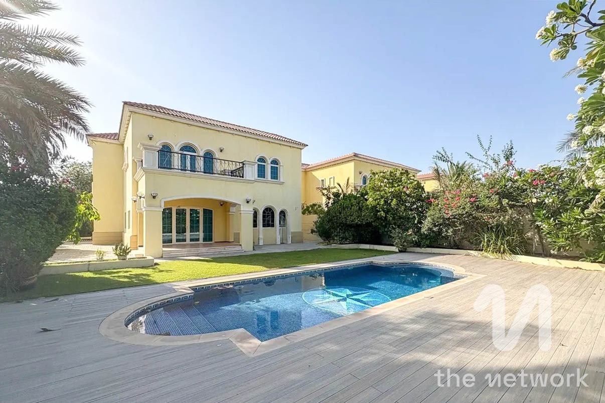 Corner Plot | District 6 | Viewing on 13 July