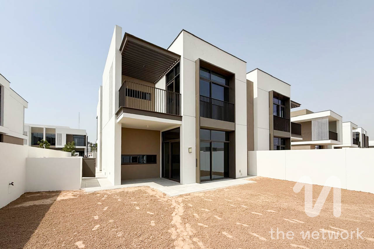 4BR Semi-Detached| Internal | Spacious Layout