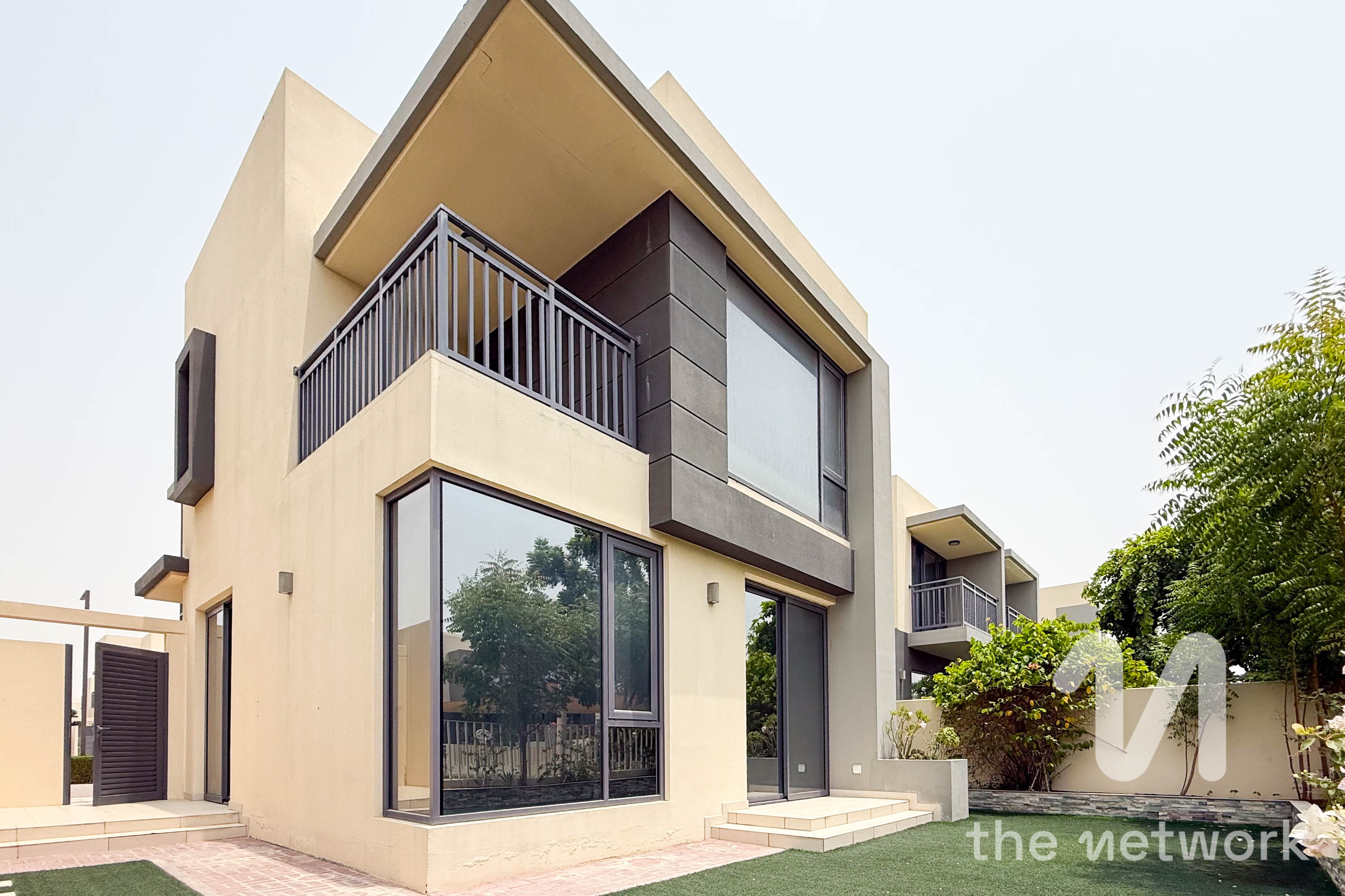 Close to Pool & Park | Vacant | Great Location
