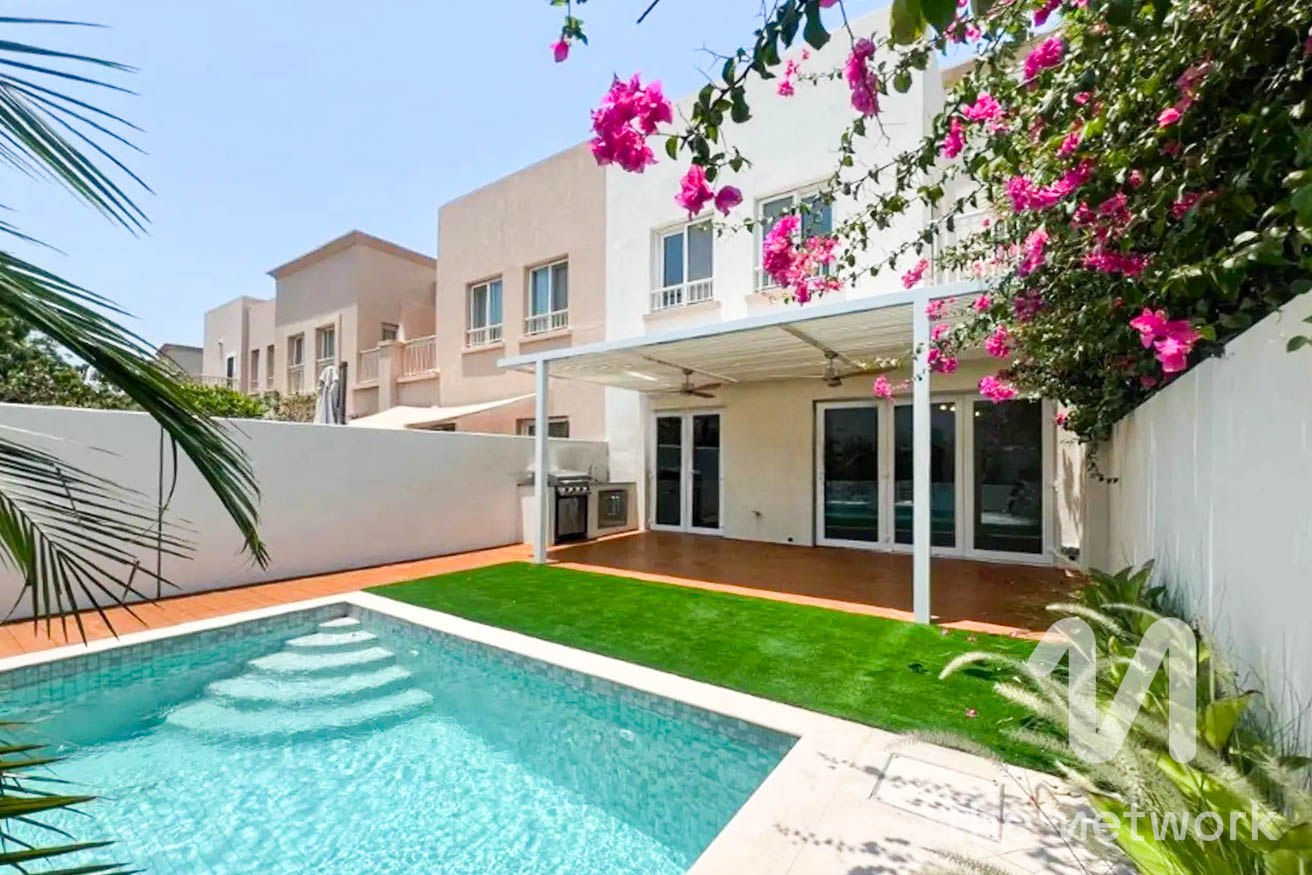 Upgraded | Converted To 3 Beds | Private Pool