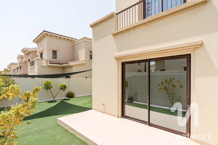 Large Plot | Close to Park and Pool | Vacant