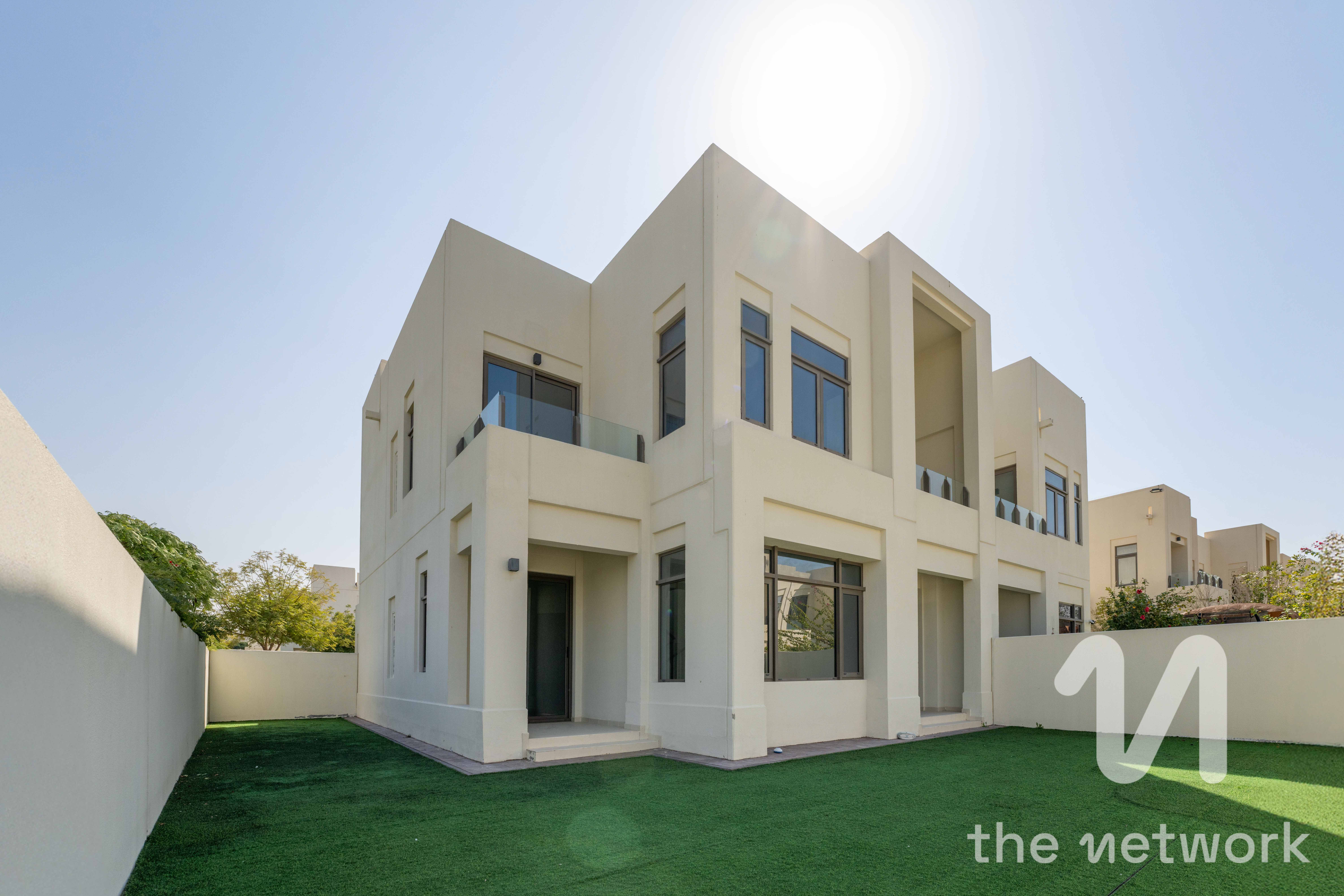 Vacant | View Today | Great Location | Corner plot