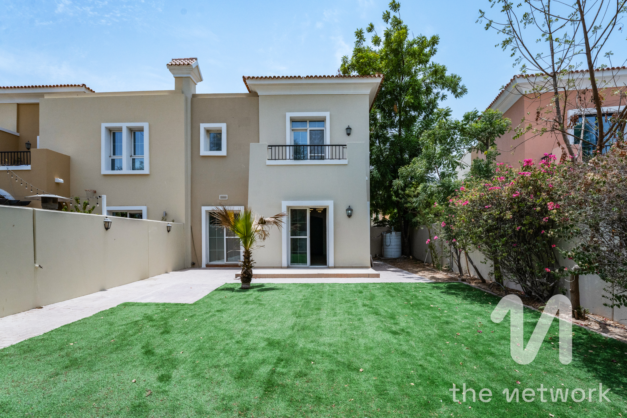 Easy to View | Upgraded | Vacant | Park View