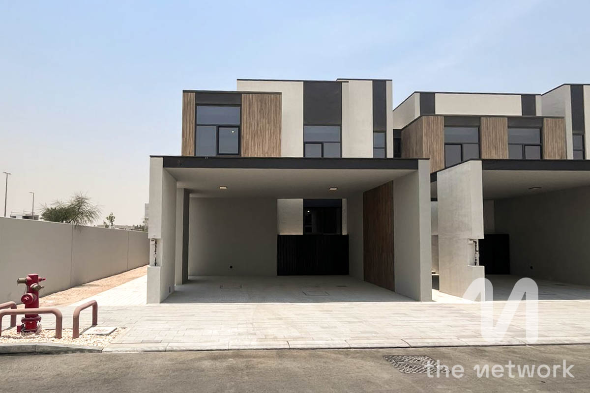 4 Bedroom | Largest Plot | Gated Community
