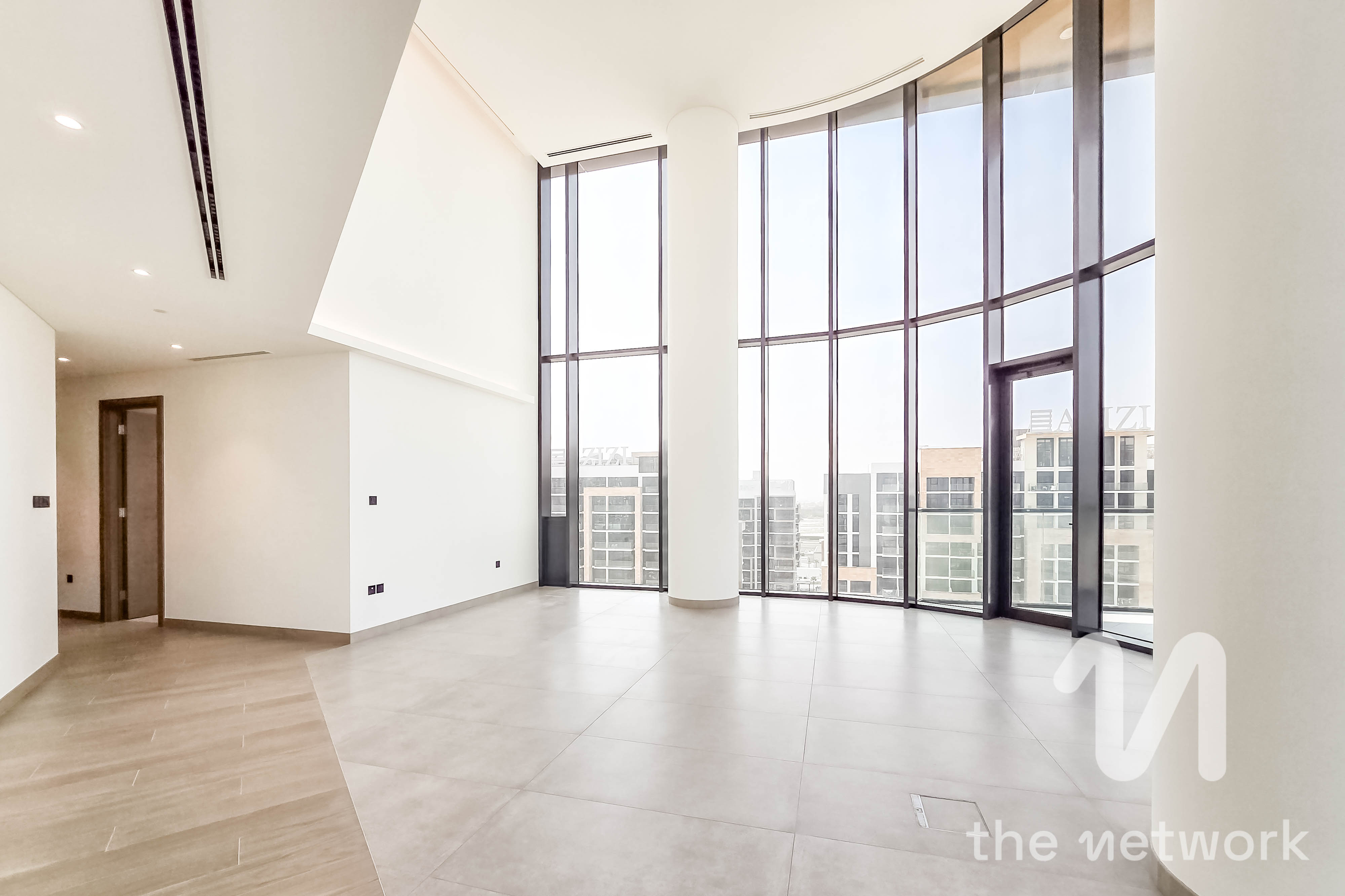 Duplex | Full lagoon View | Downtown skyline