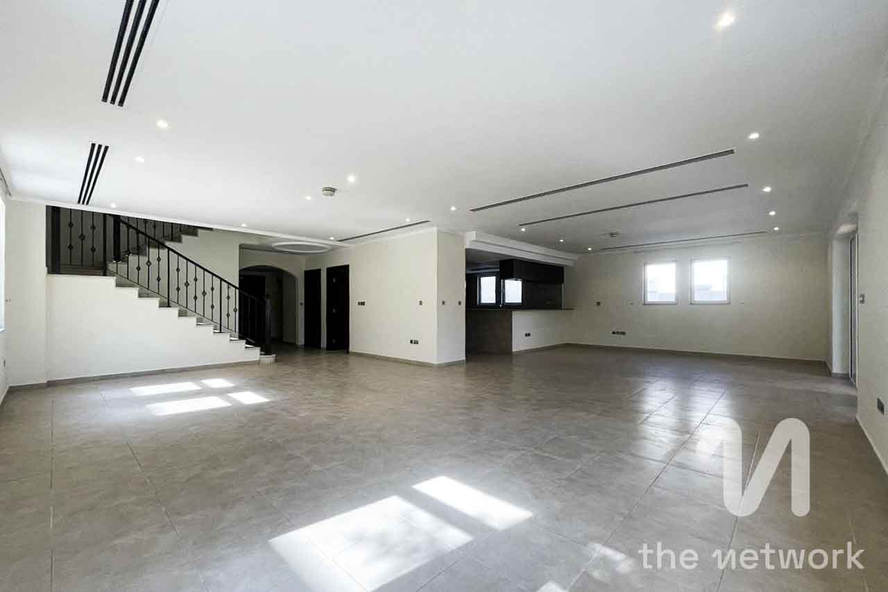 New Listing| Good Location| From April| District 3