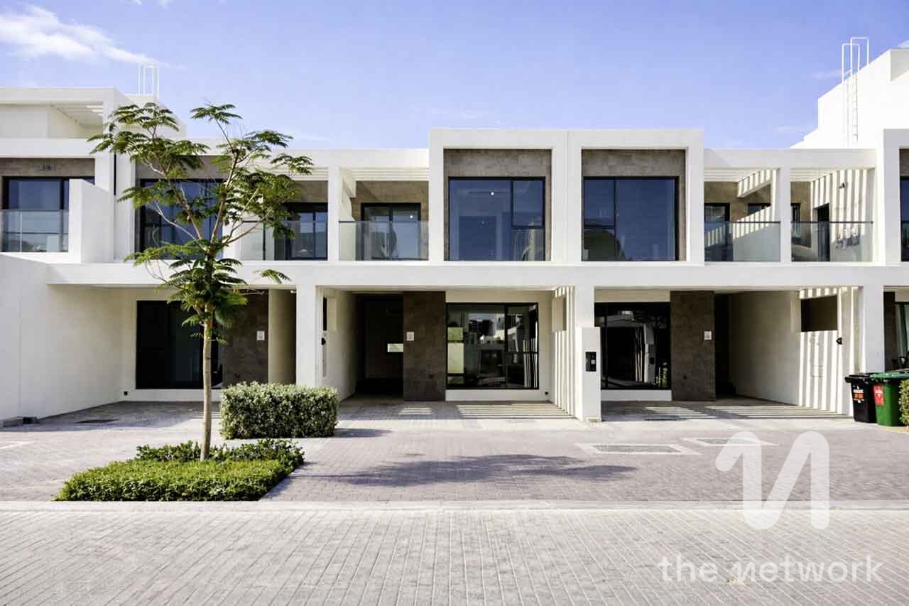 Brand New | Vacant | Close to amenities