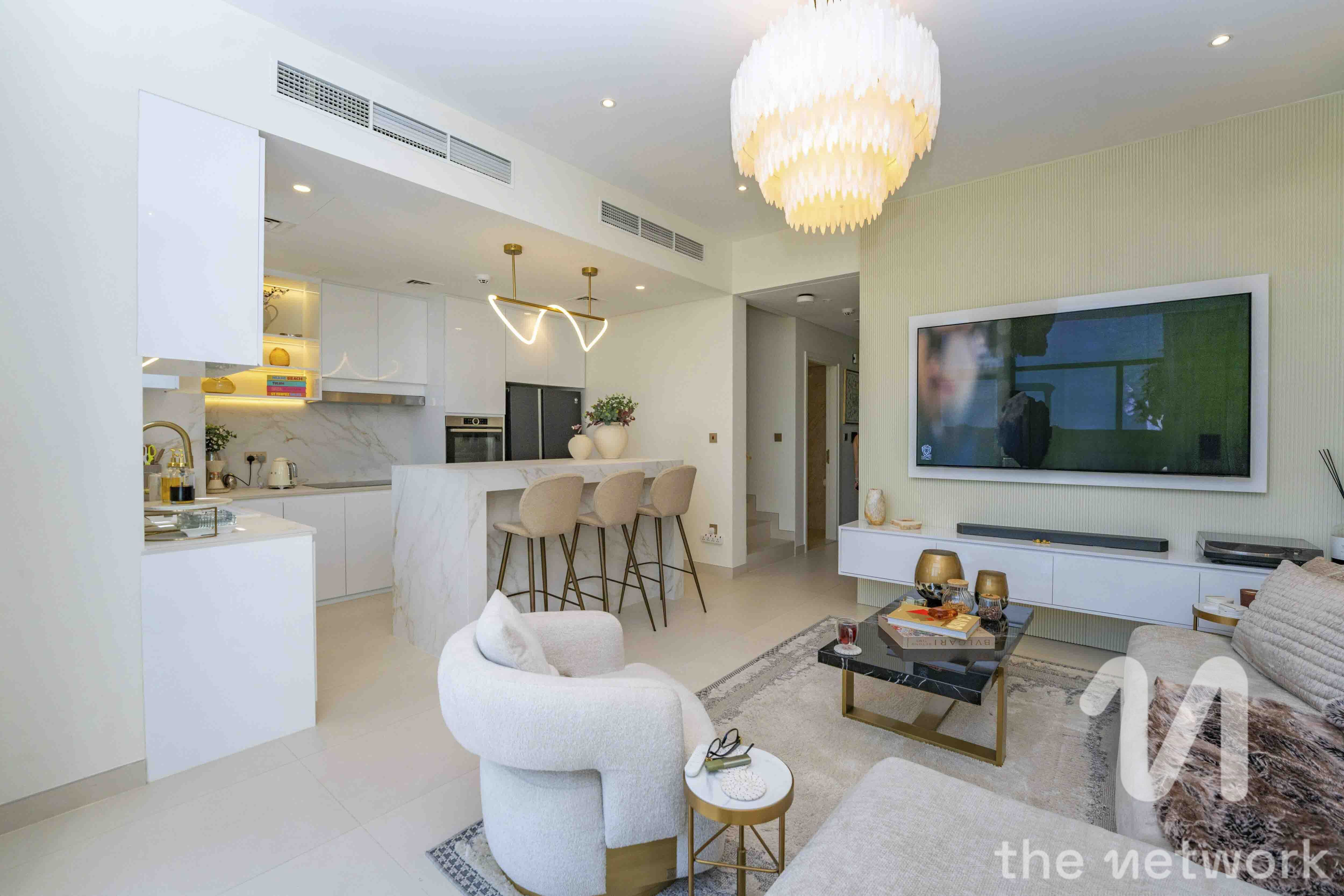 Luxury Villa | Designer Furnishings | Renovated