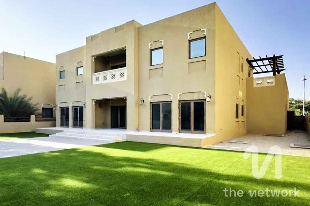 Stand Alone Villa | Vacant Now | Large Plot