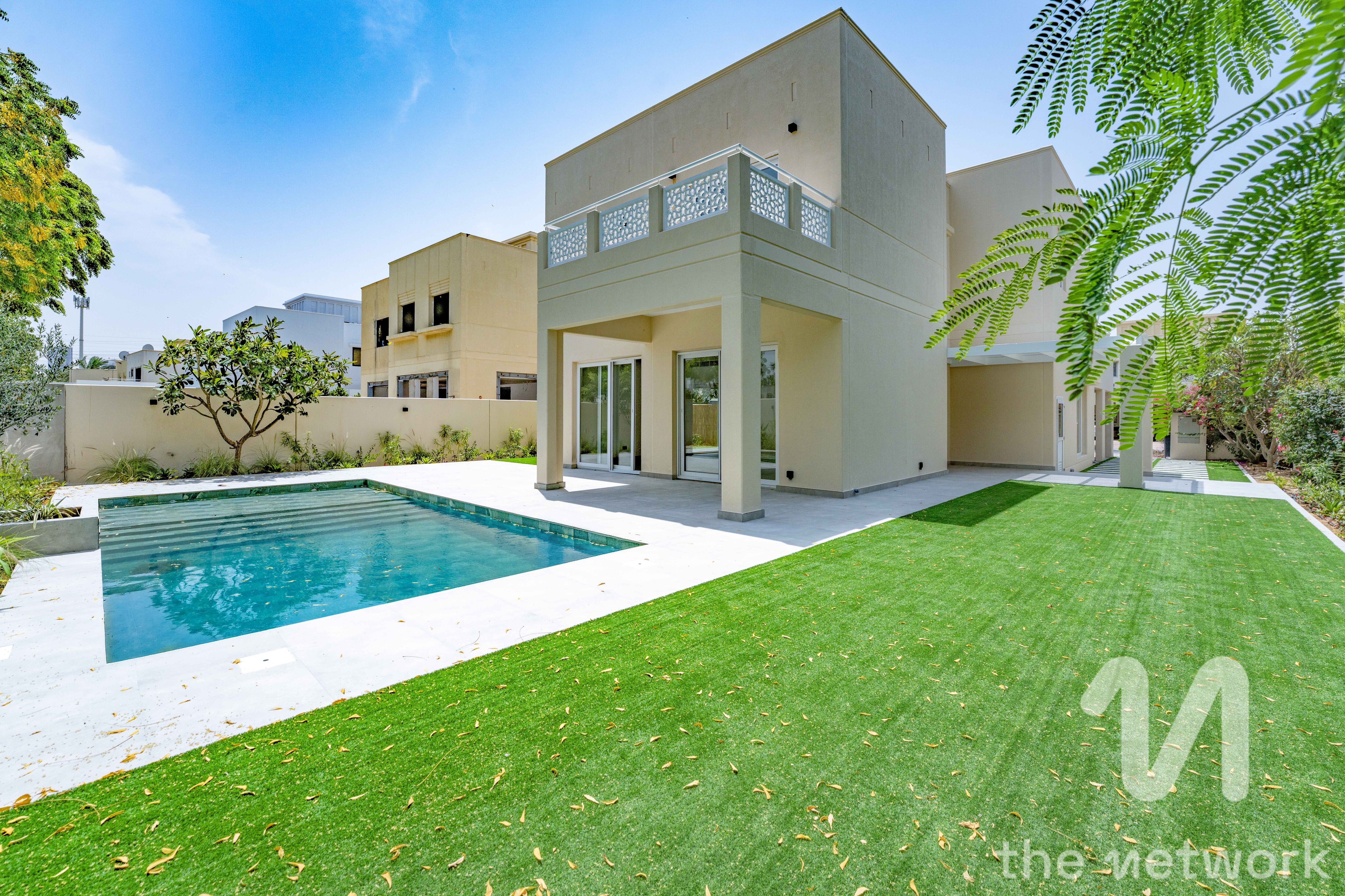 Freshly Renovated | Private Pool | Lake View