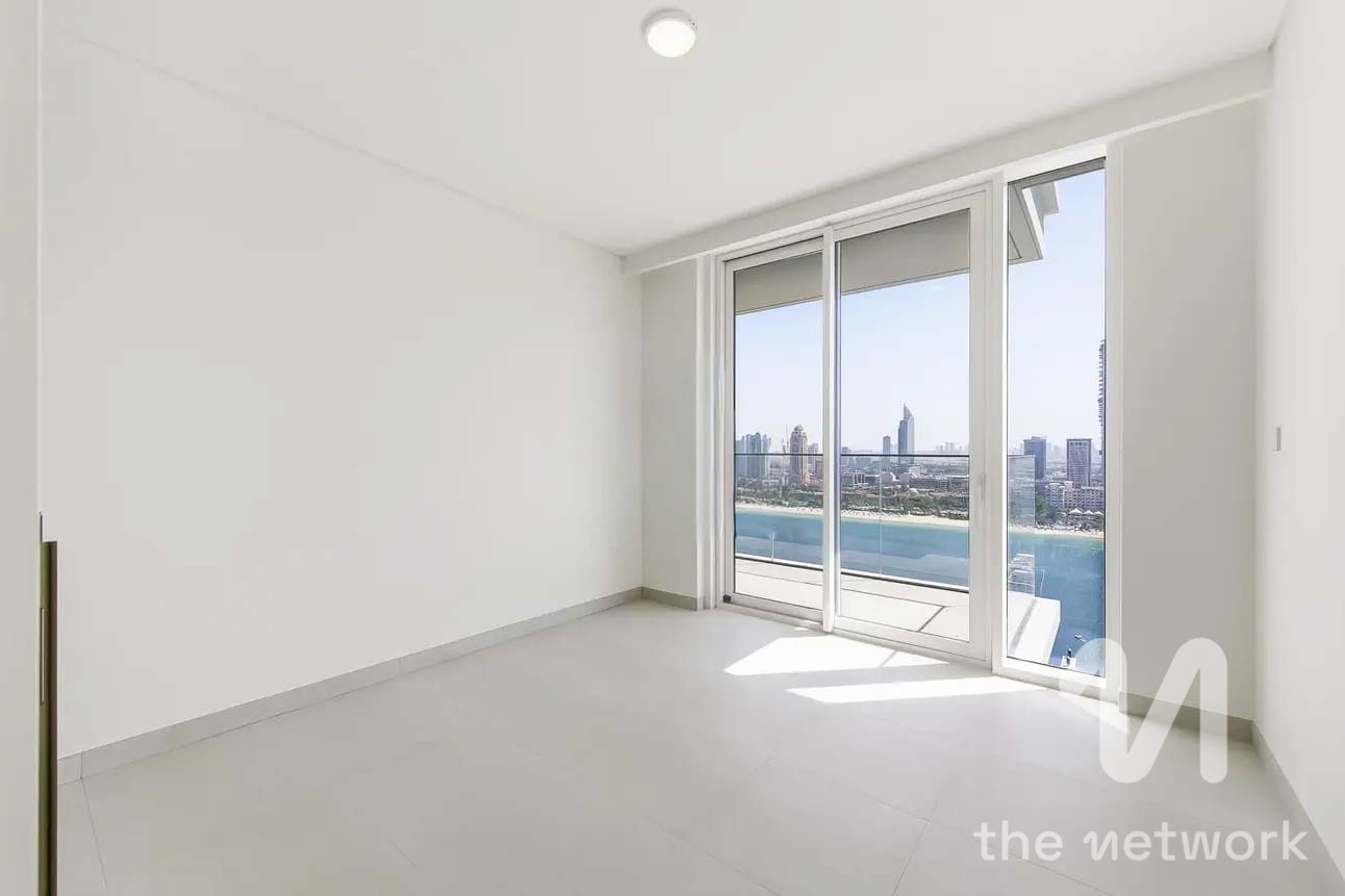 Full Marina View | High Floor | Chiller Free