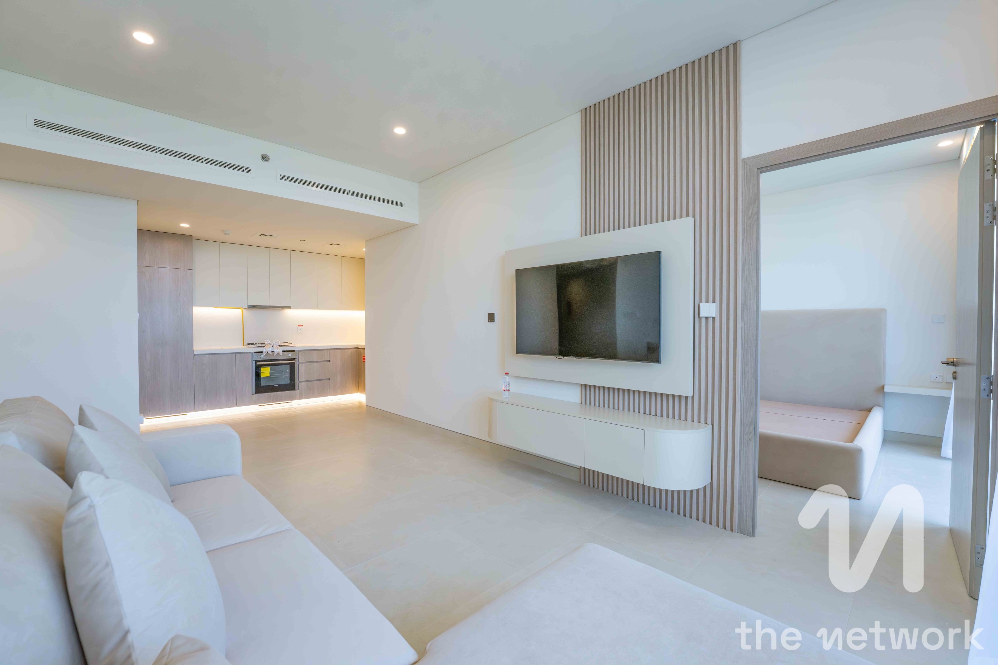 Exclusive | Ready and Vacant | Luxury 1 Bed