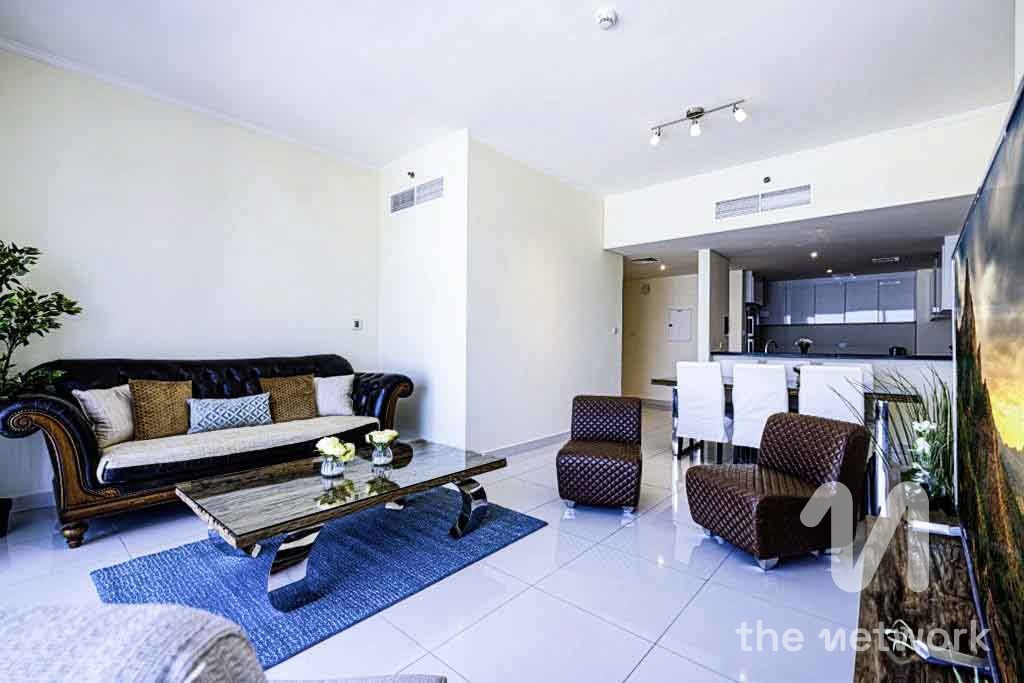 Mid Floor | Sea views | Vacant and Ready