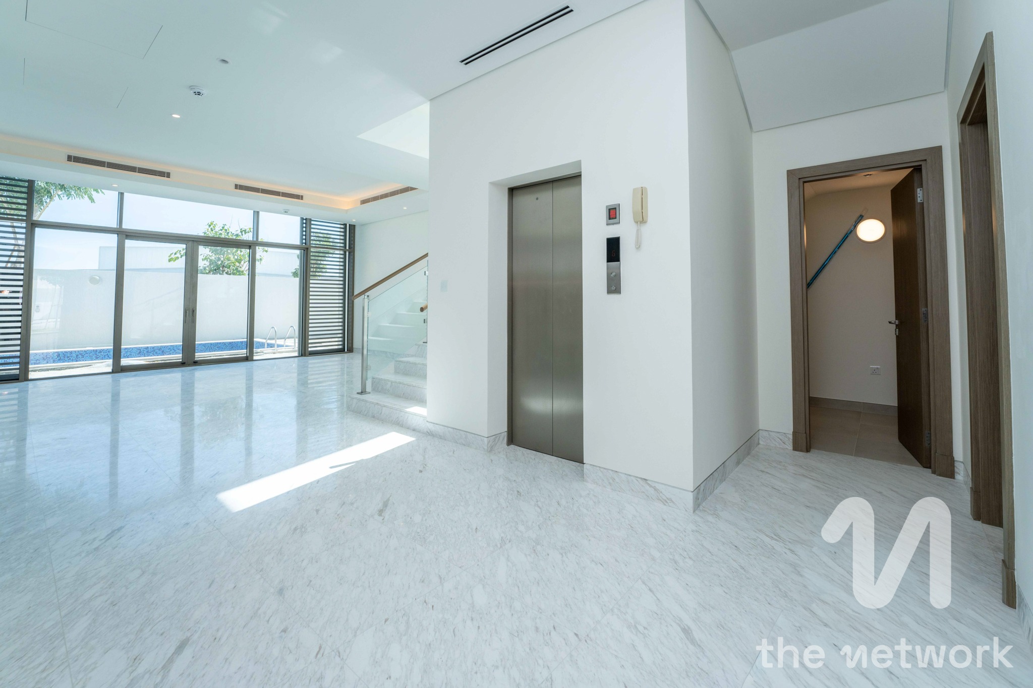 Prime Location |  Vacant |  12 CHEQUES