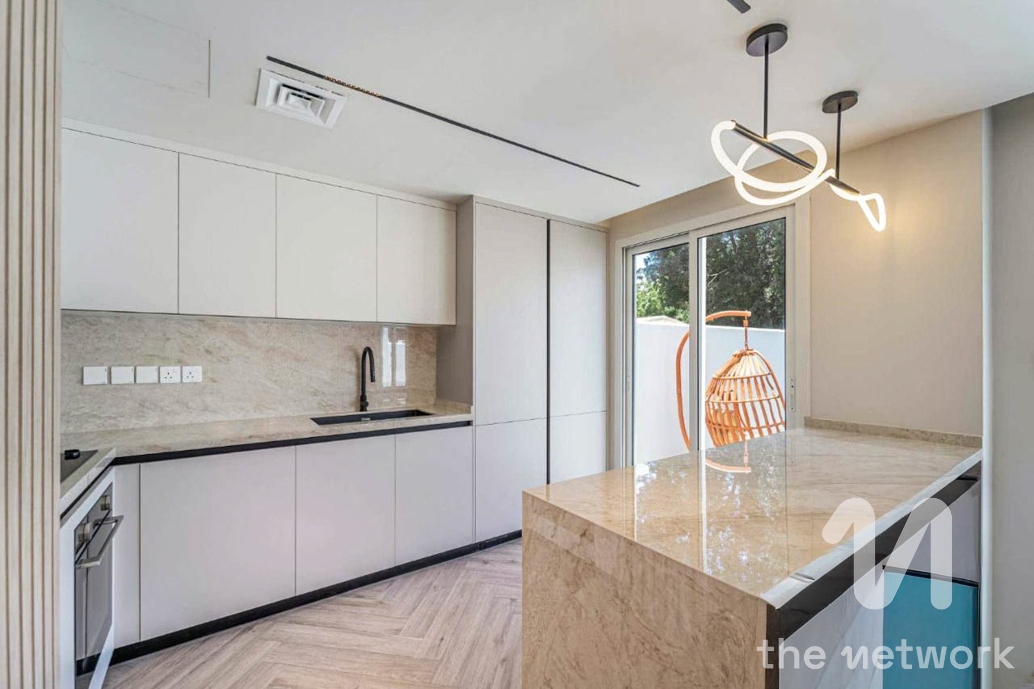Upgraded | 3 Beds | Multiple Options
