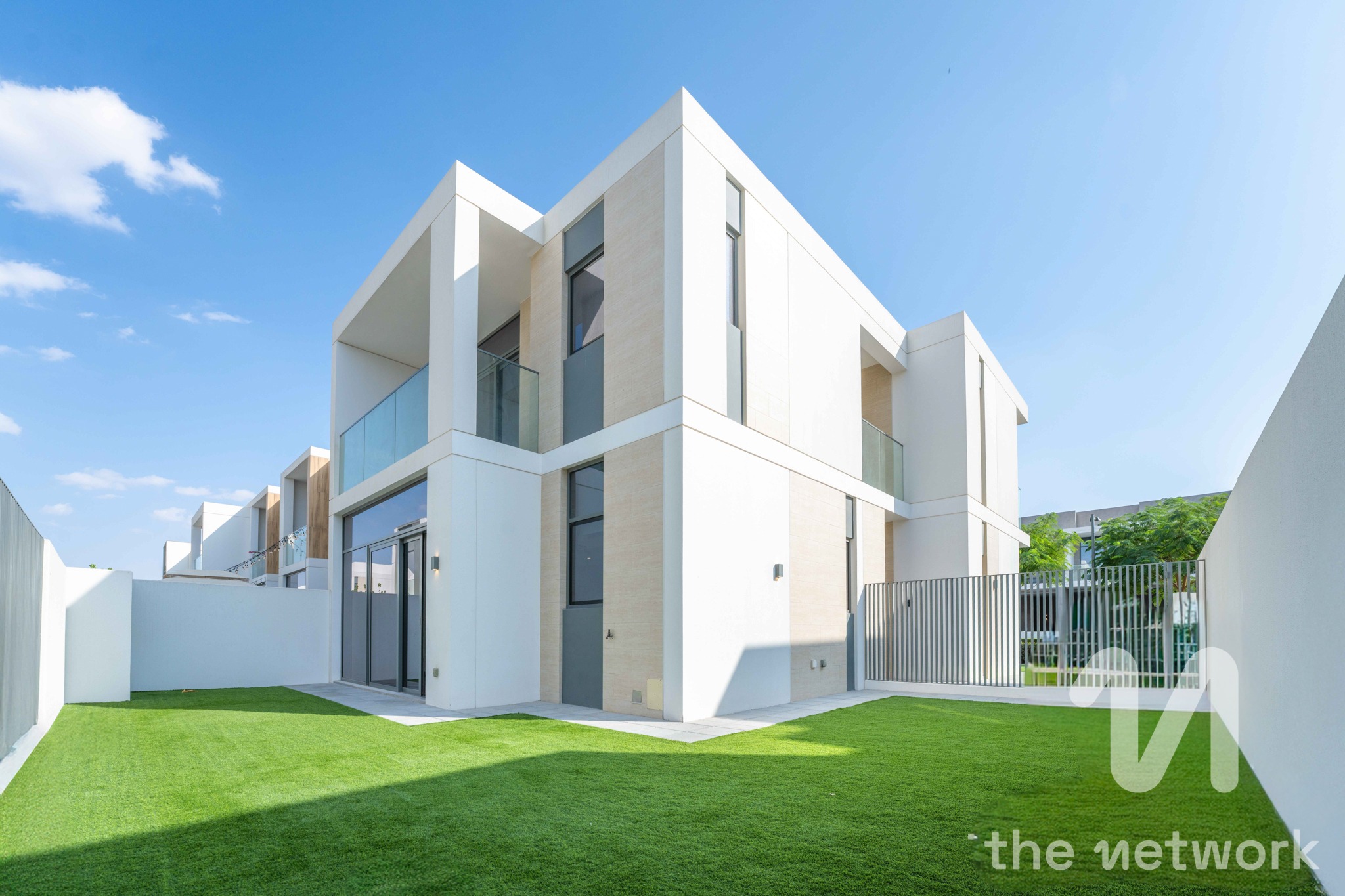 Close to amenities | Landscaped | Family home