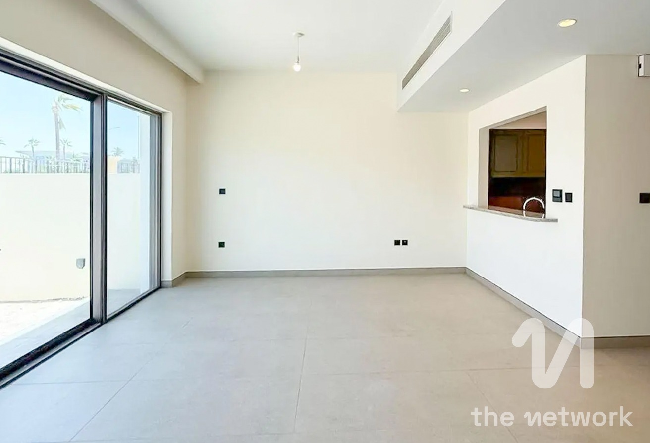 Be the First Tenant | 4BR Townhouse | Brand New