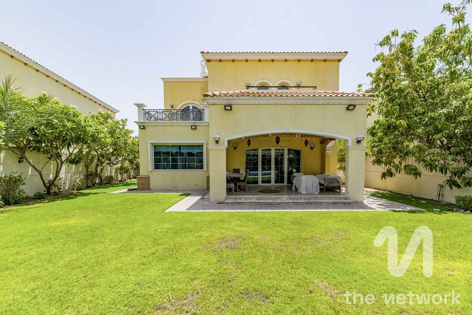 Good Location | Private Pool | Vacant in July
