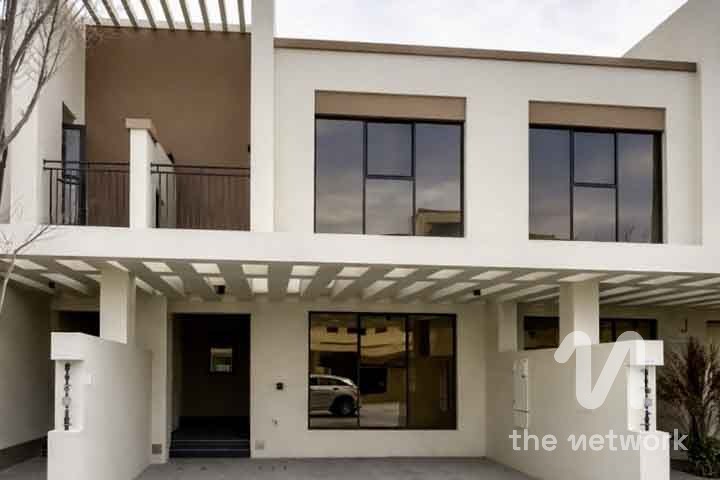 Near Central Hub | Family Community | Brand New