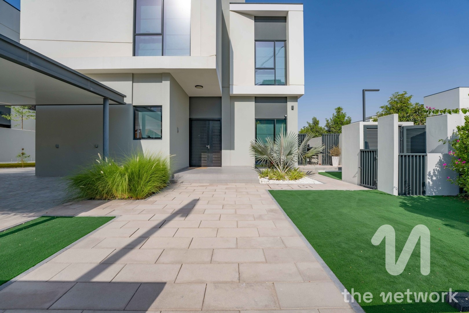 Spacious 4BR Villa | Landscaped | Vacant
