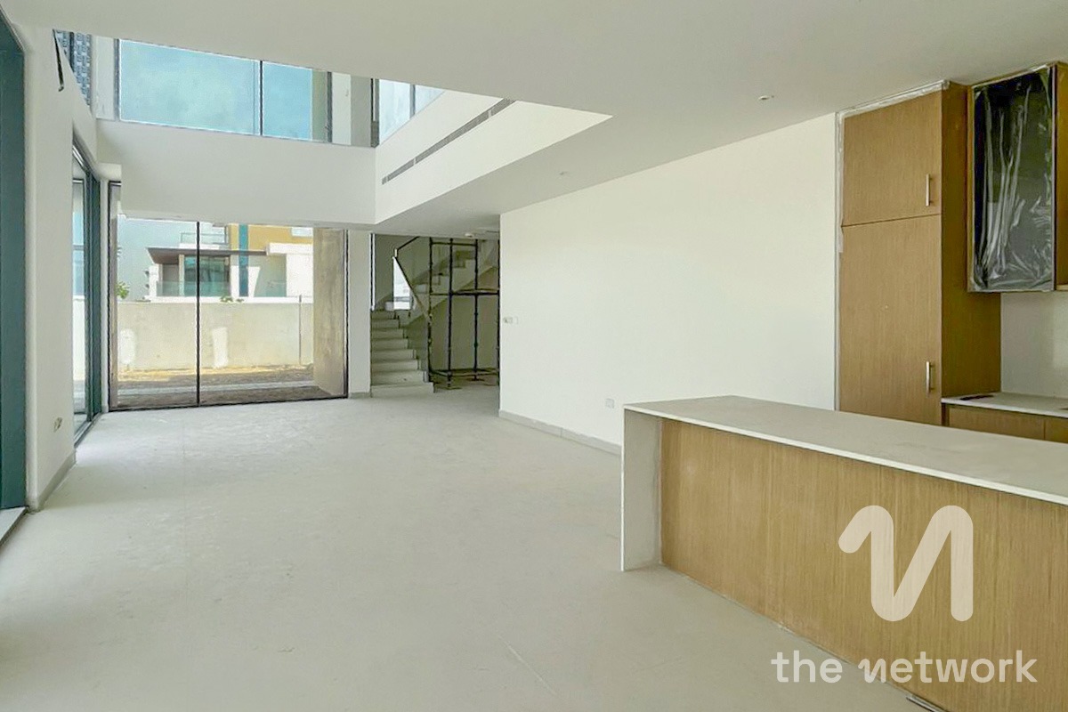 Ready | Vastu Compliant | Negotiable
