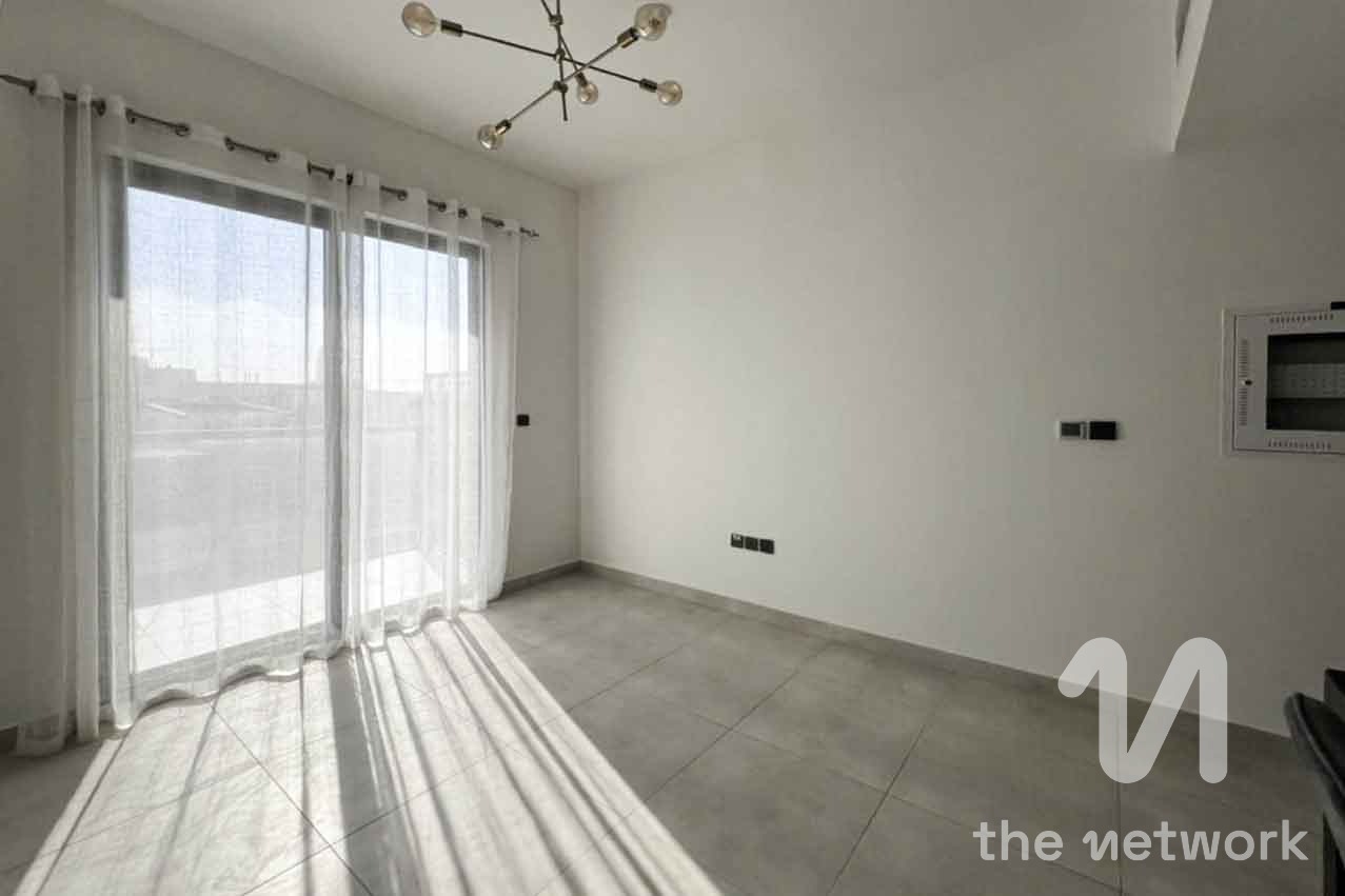 Charming 1BR | Hot Deal | Prime JVC Location