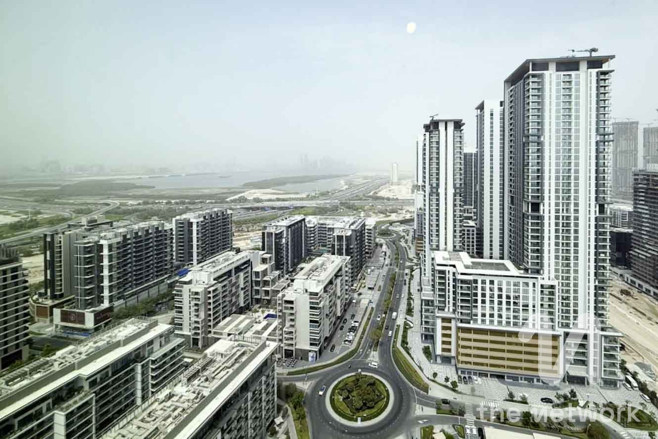 Can Mortgage NOW |  High Floor | Study + Maids |