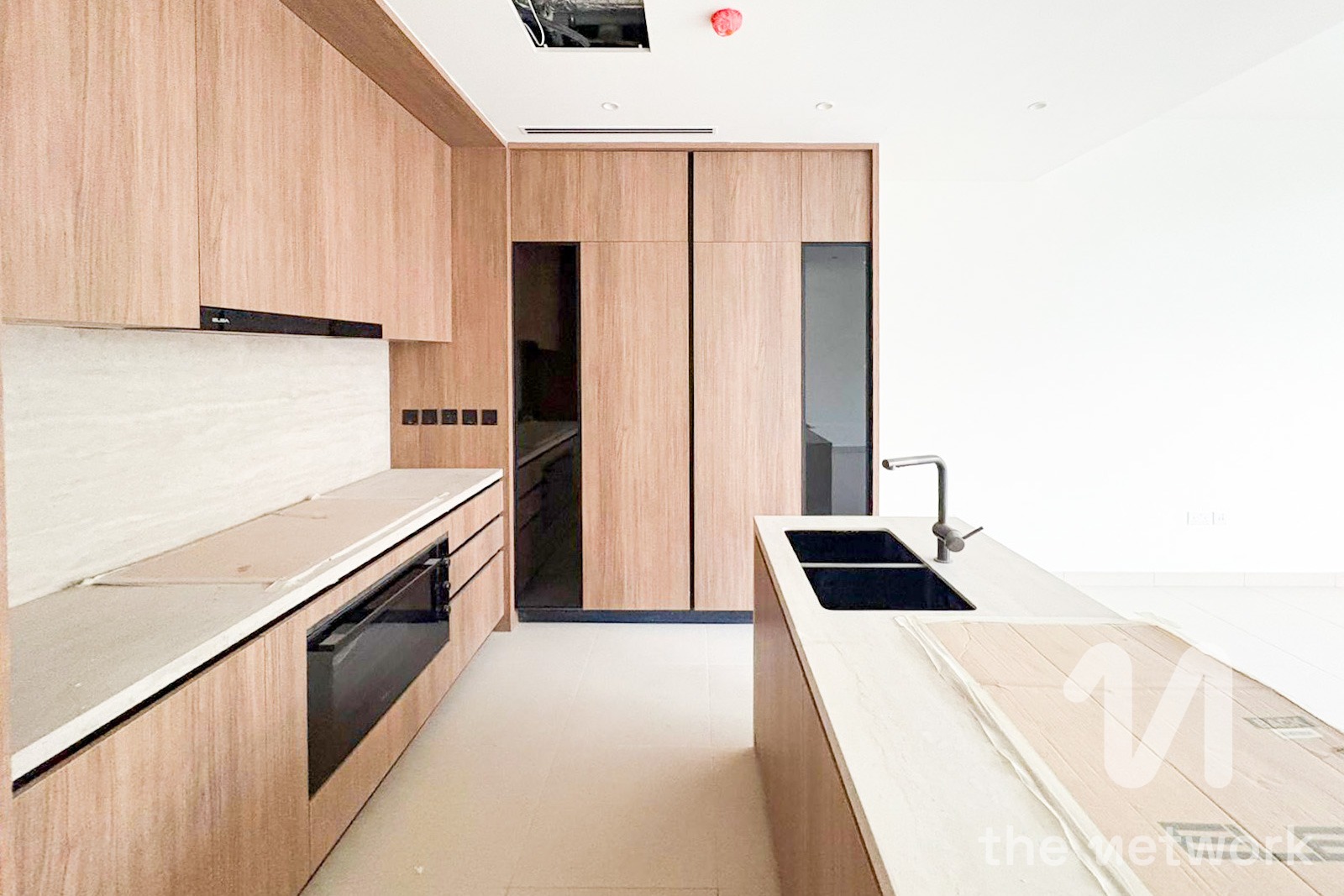 On the park | Next to entrance | Motivated Seller