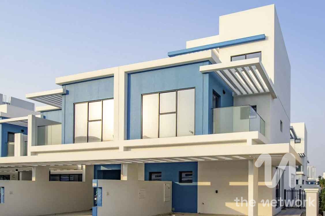 Stunning 5BR Townhouse | 6 Baths | Damac Lagoons