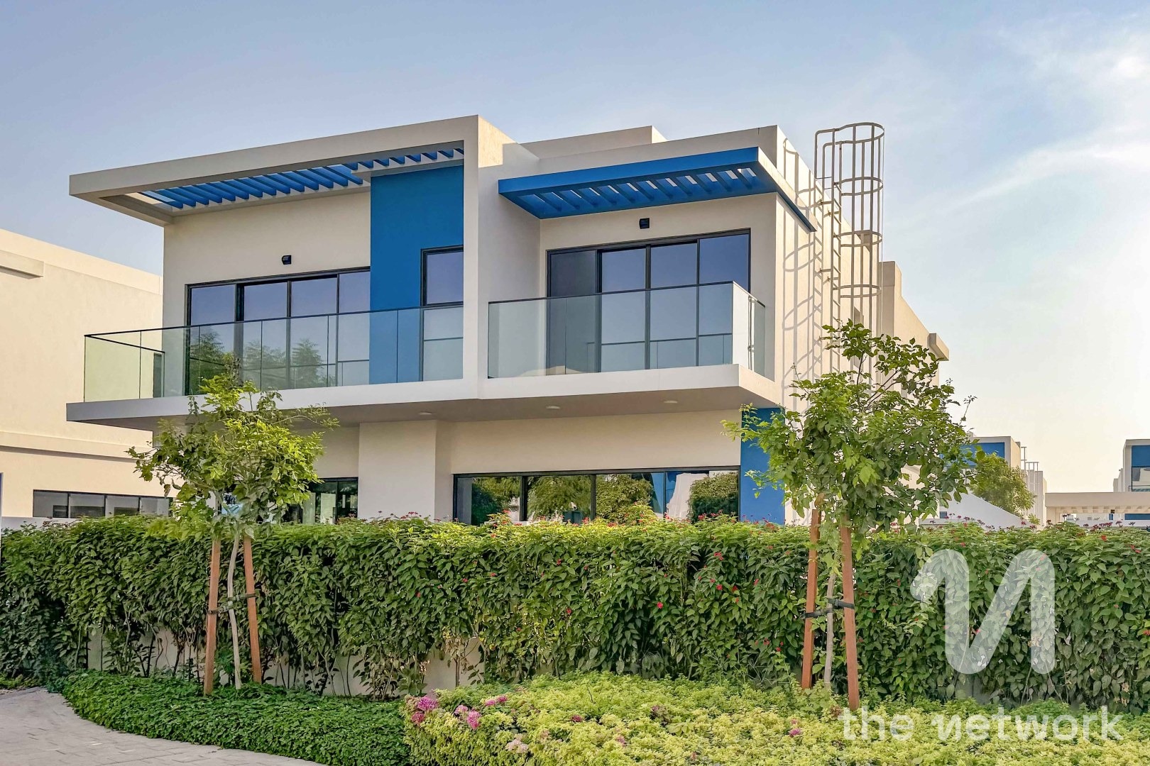 Single Row | Next To Amenities