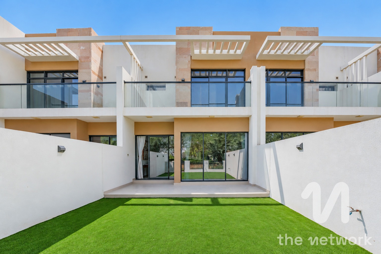 Park Backing | Close to Amenities | Vacant 6th Nov