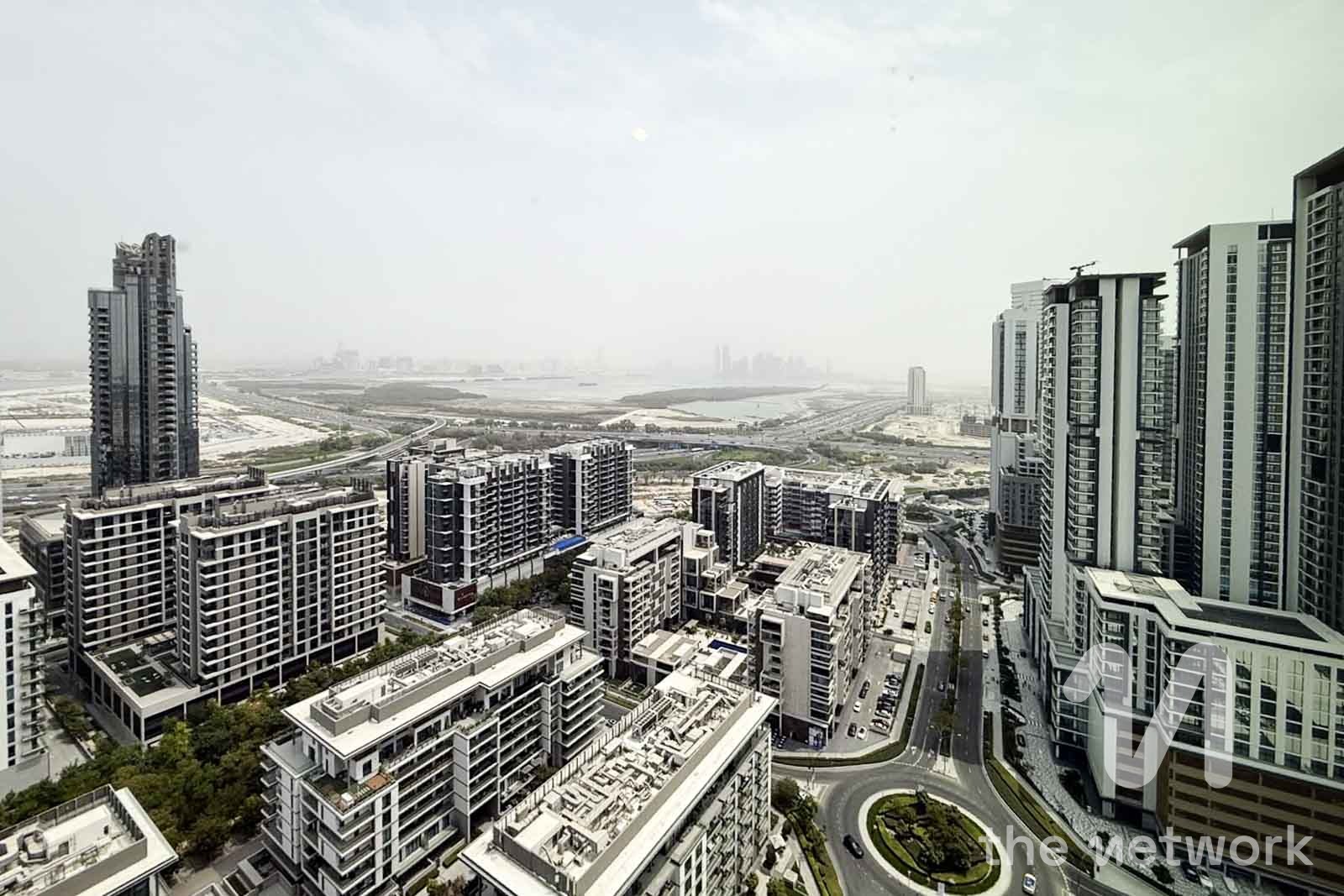 High Floor | 2 Beds |  Maids | Storage
