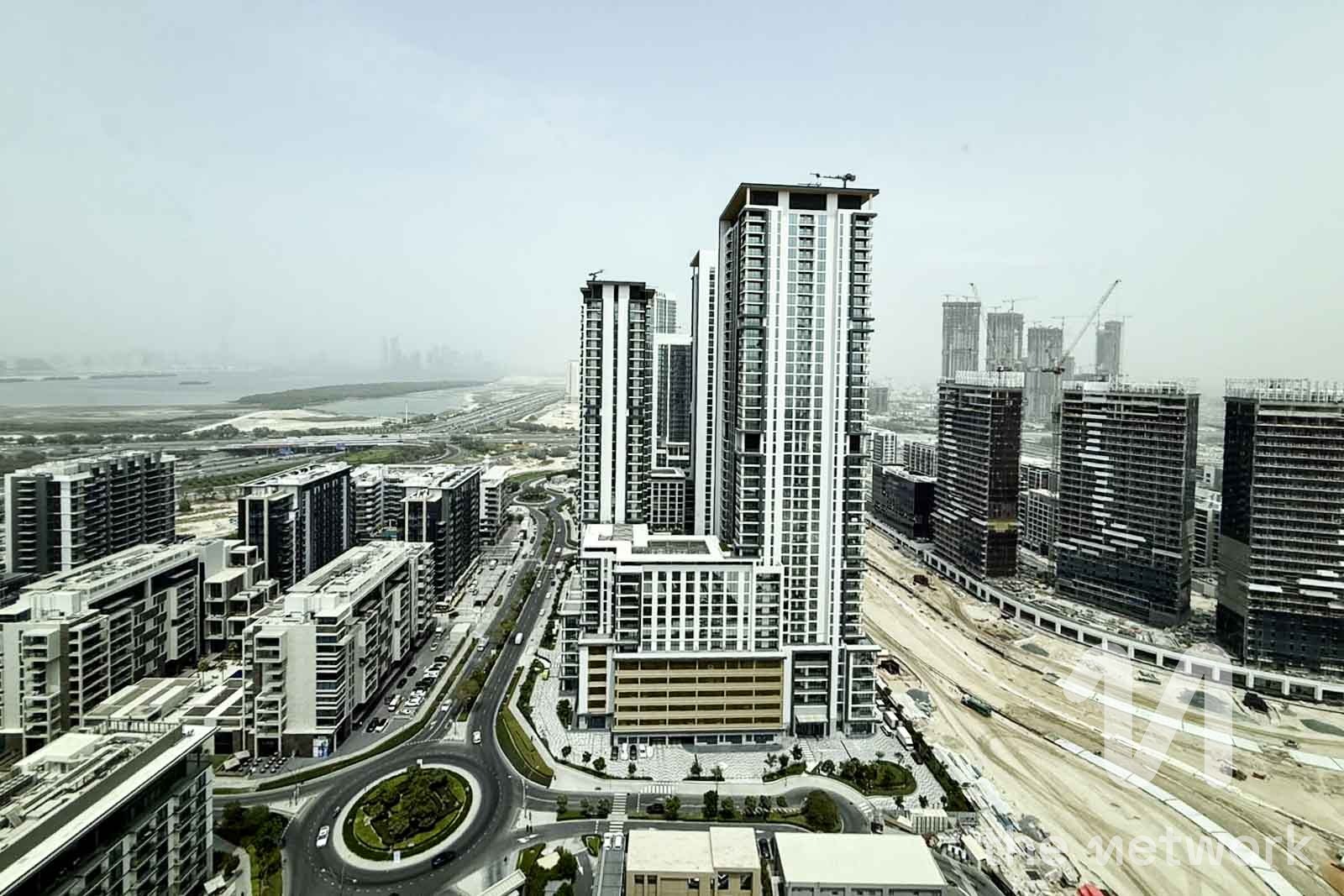 3 Beds | High Floor | Vacant and Available to View