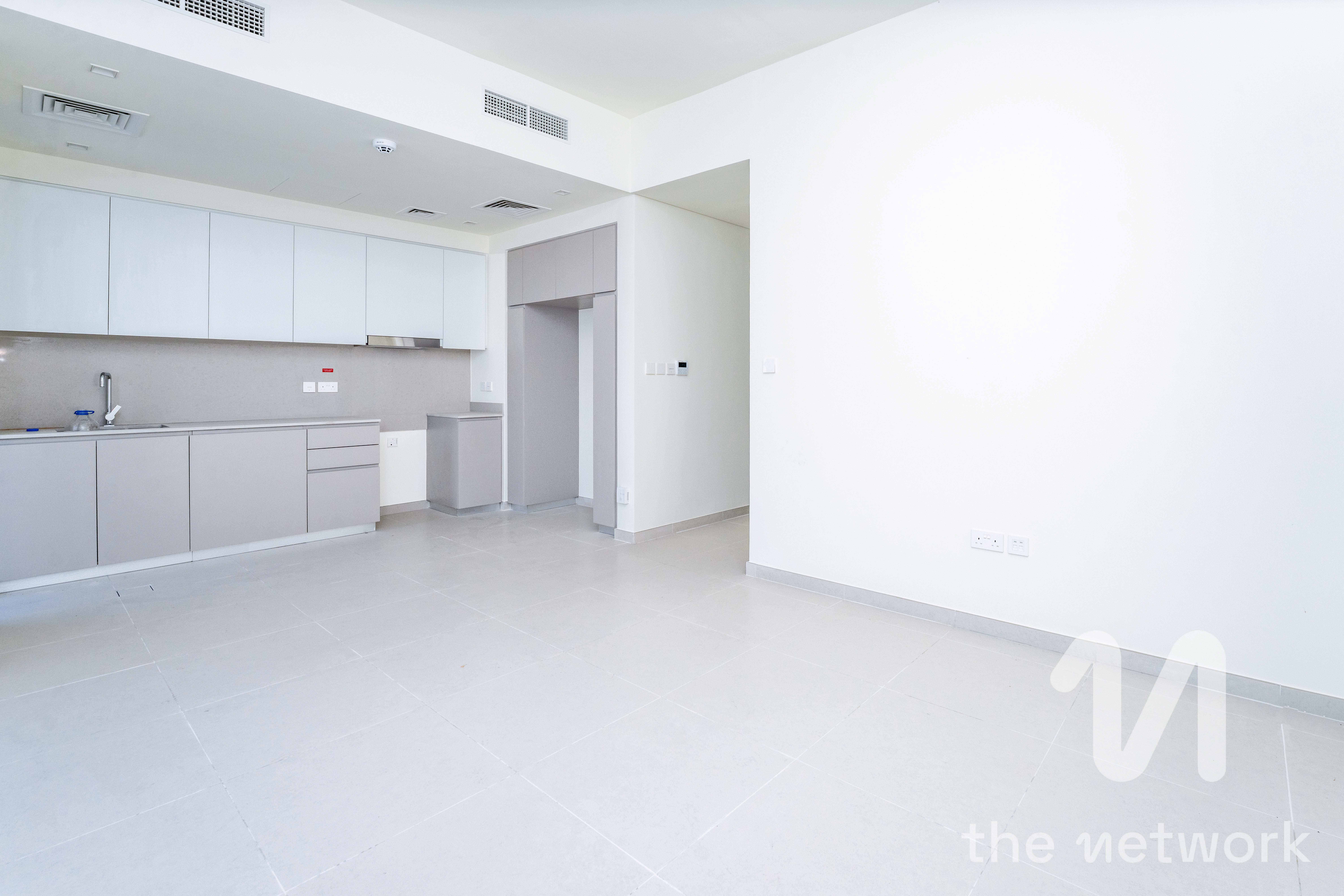 Ready To Move-in | Well Maintained | Vacant