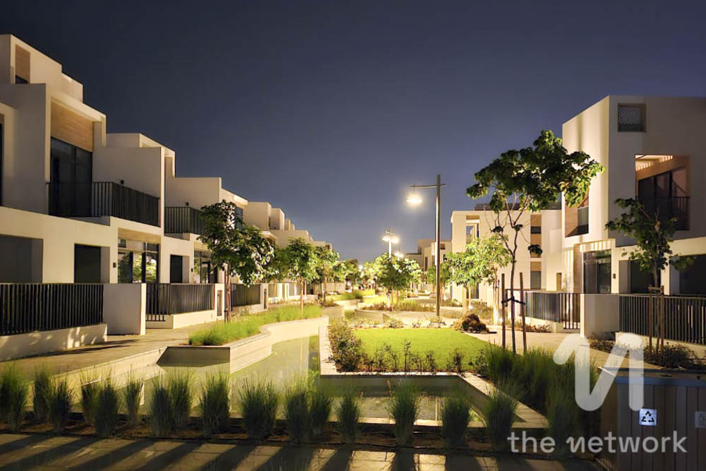 Single Row | Middle Unit | 3 Bed+Maid | Brand New