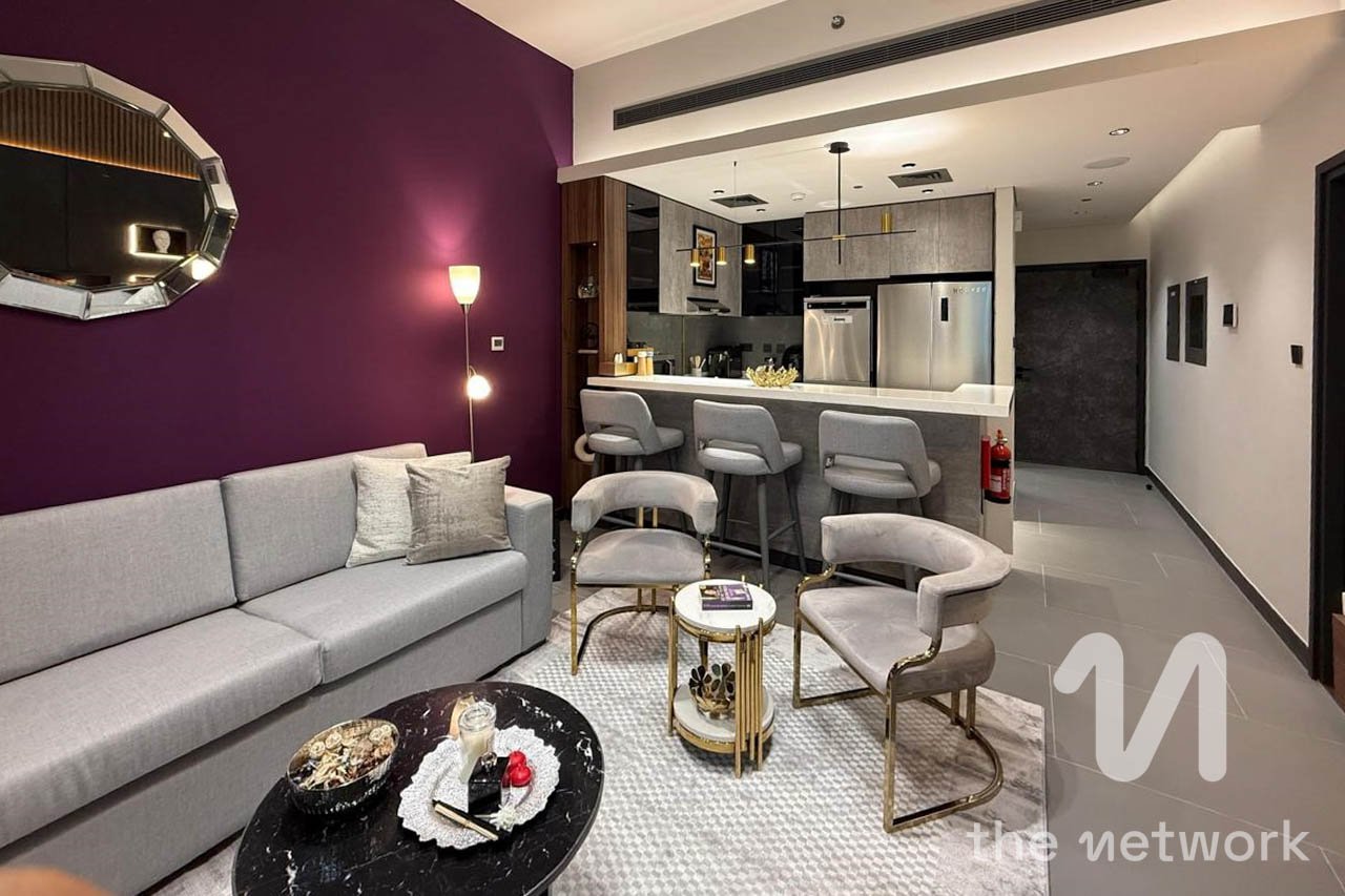 Modern 1BR | Lake Views | Prime JLT Location