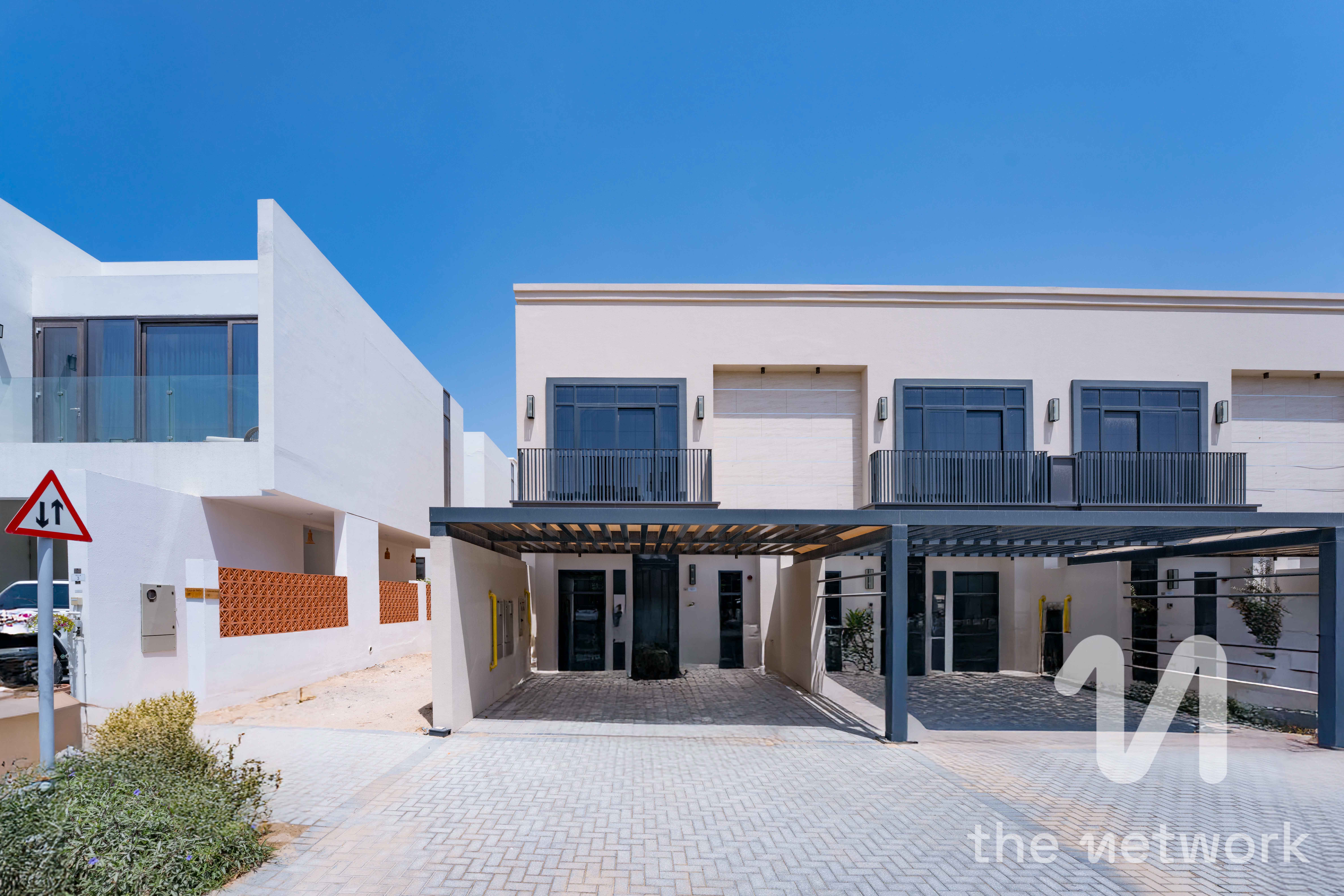 Modern | 3BR Townhouse | Prime Al Furjan Spot