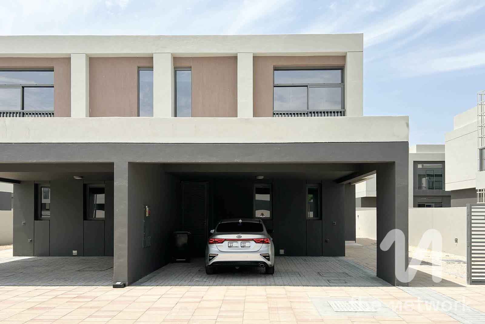 Spacious 3BR Villa | Unfurnished | Vacant