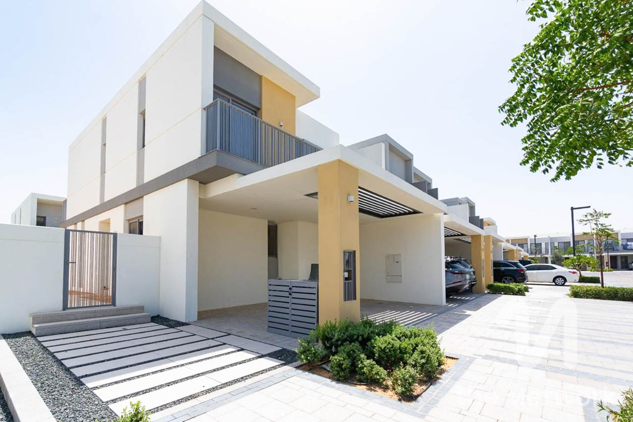 Exclusive | 4BR | Prime Tilal Al Ghaf Spot