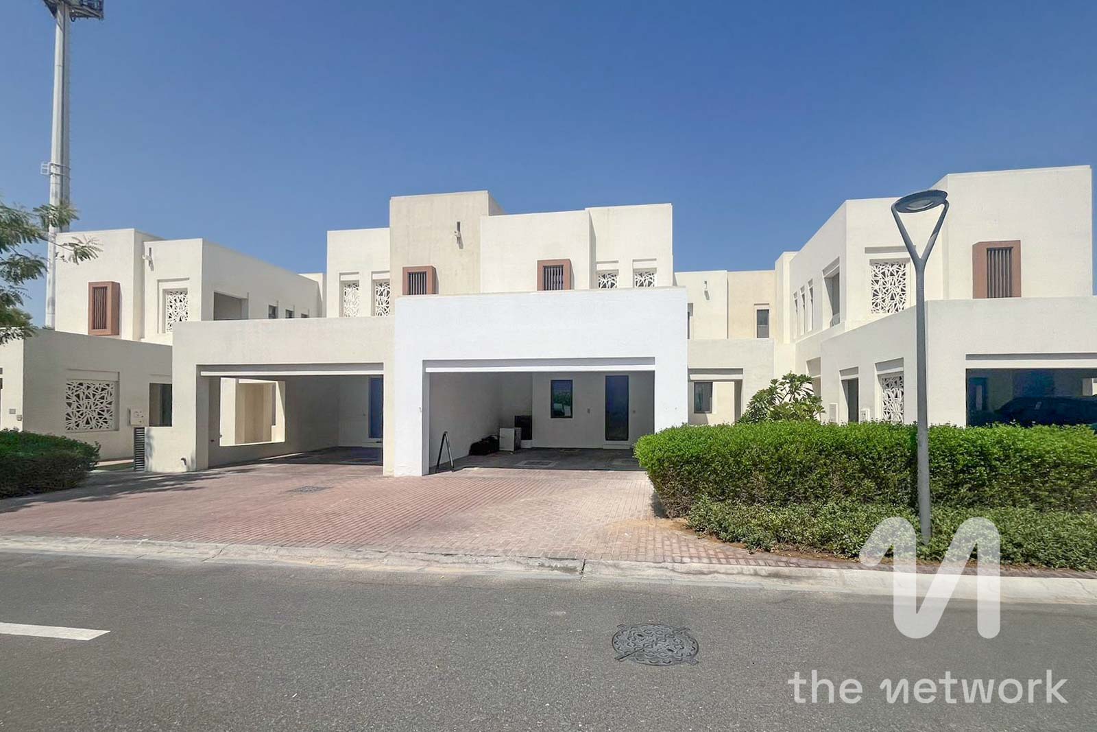 Vacant | Well Maintained | 3 BR+M+Study