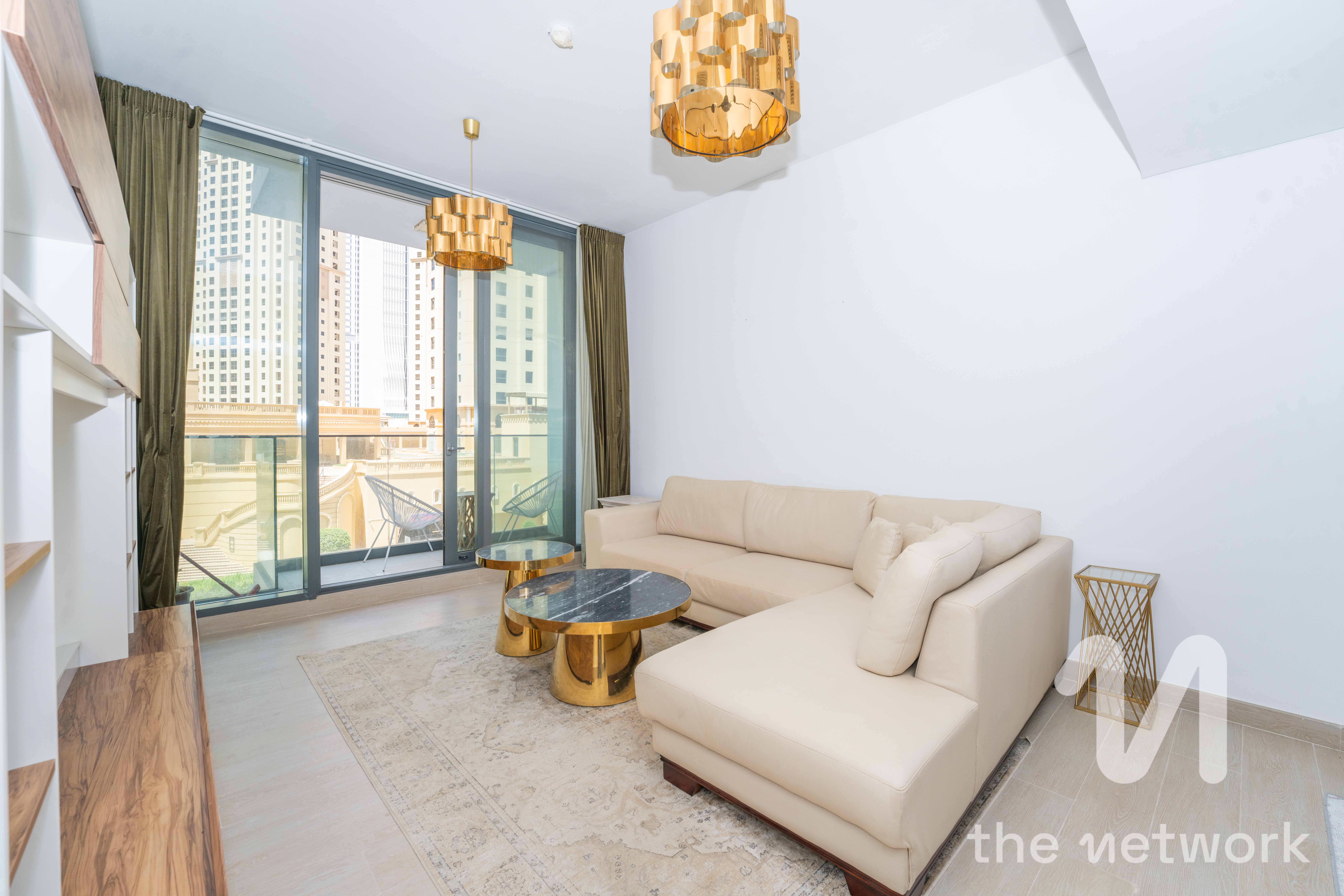LARGE LAYOUT | VIEW TODAY | GREAT ROI