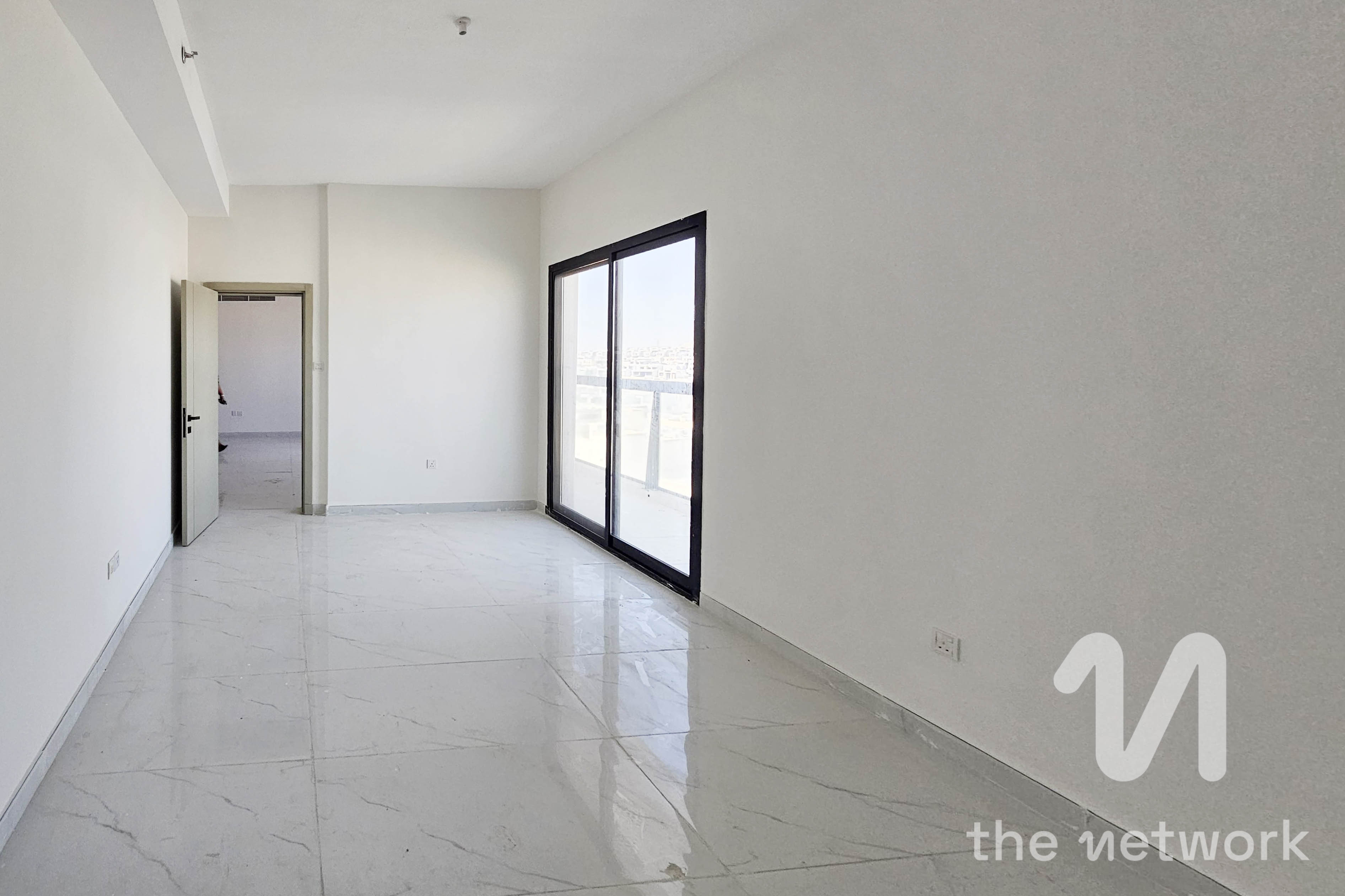 Spacious 3BR | Great Location | Vacant