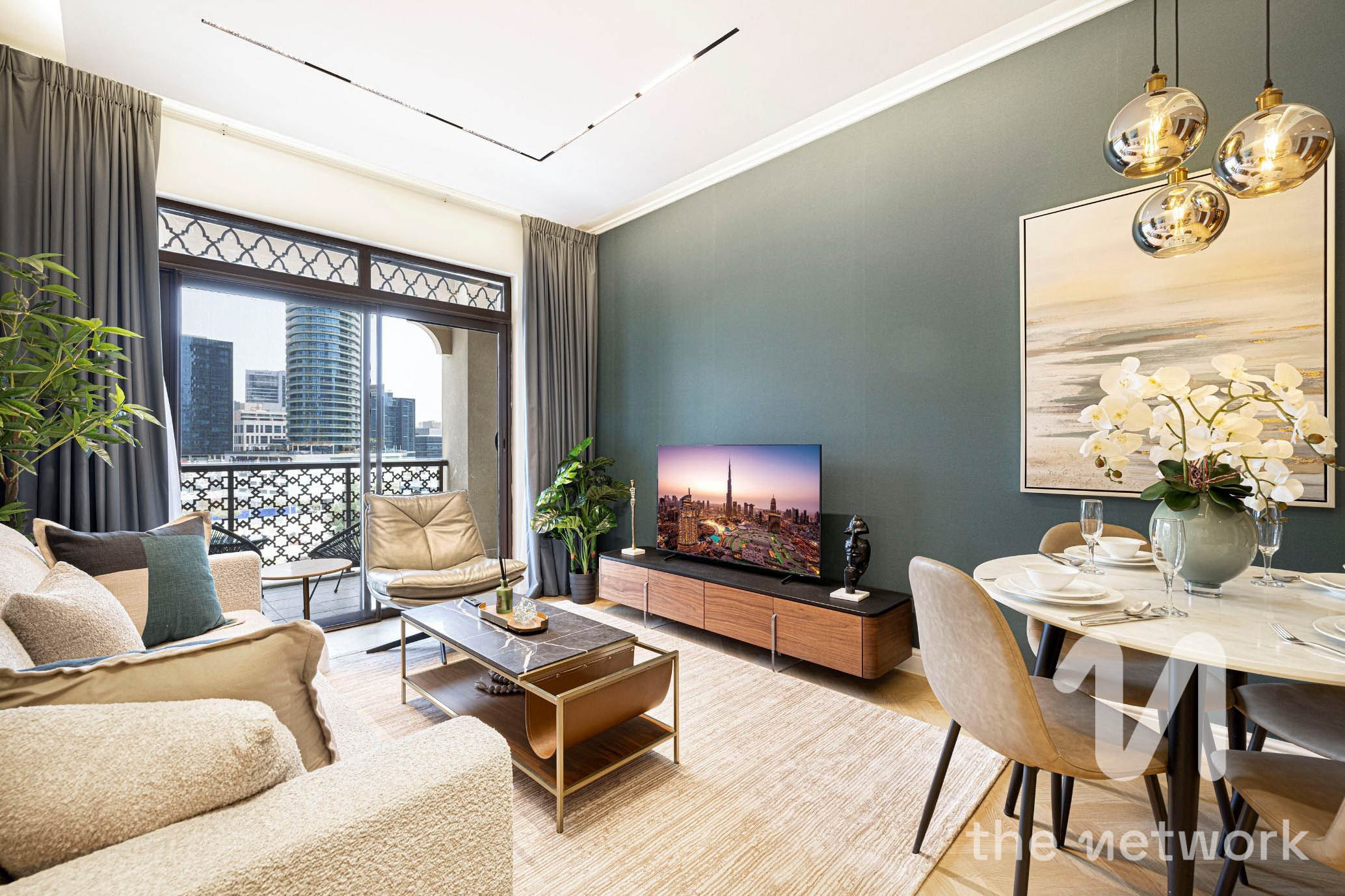 LUXURIOUS ONE BED - FULLY FURNISHED - OLD TOWN