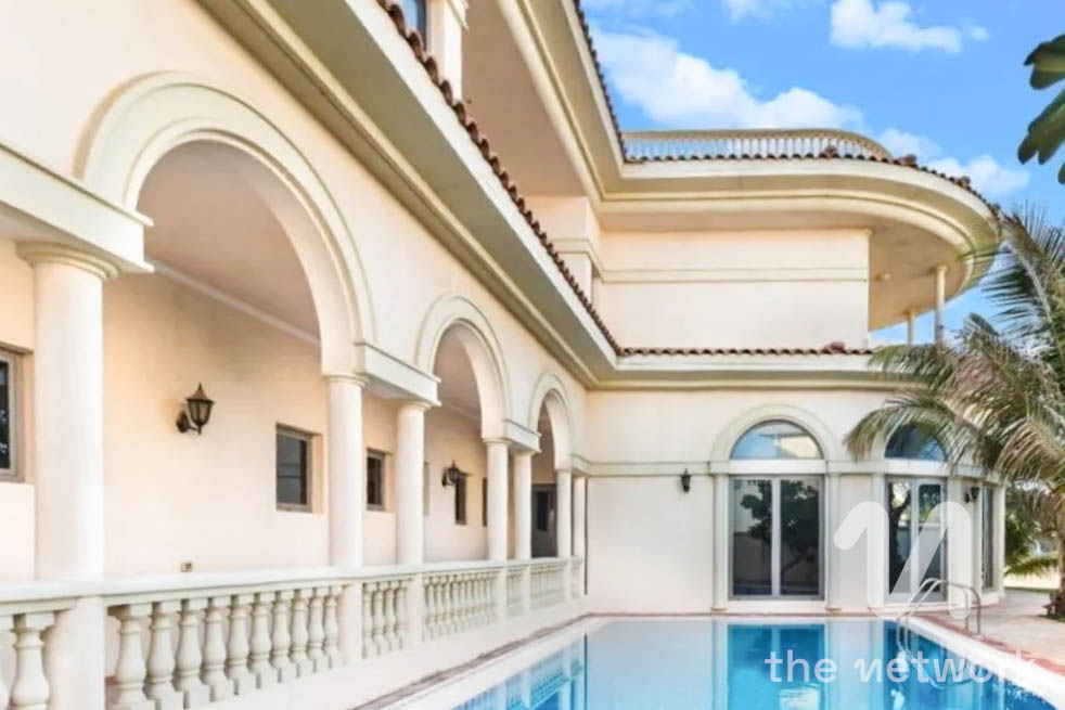 Luxury 5BR Villa | Frond B | Private Beach Access